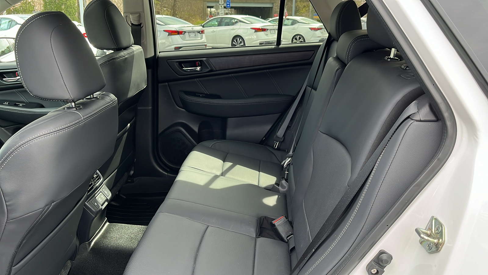 2019 Subaru Outback 2.5i 24