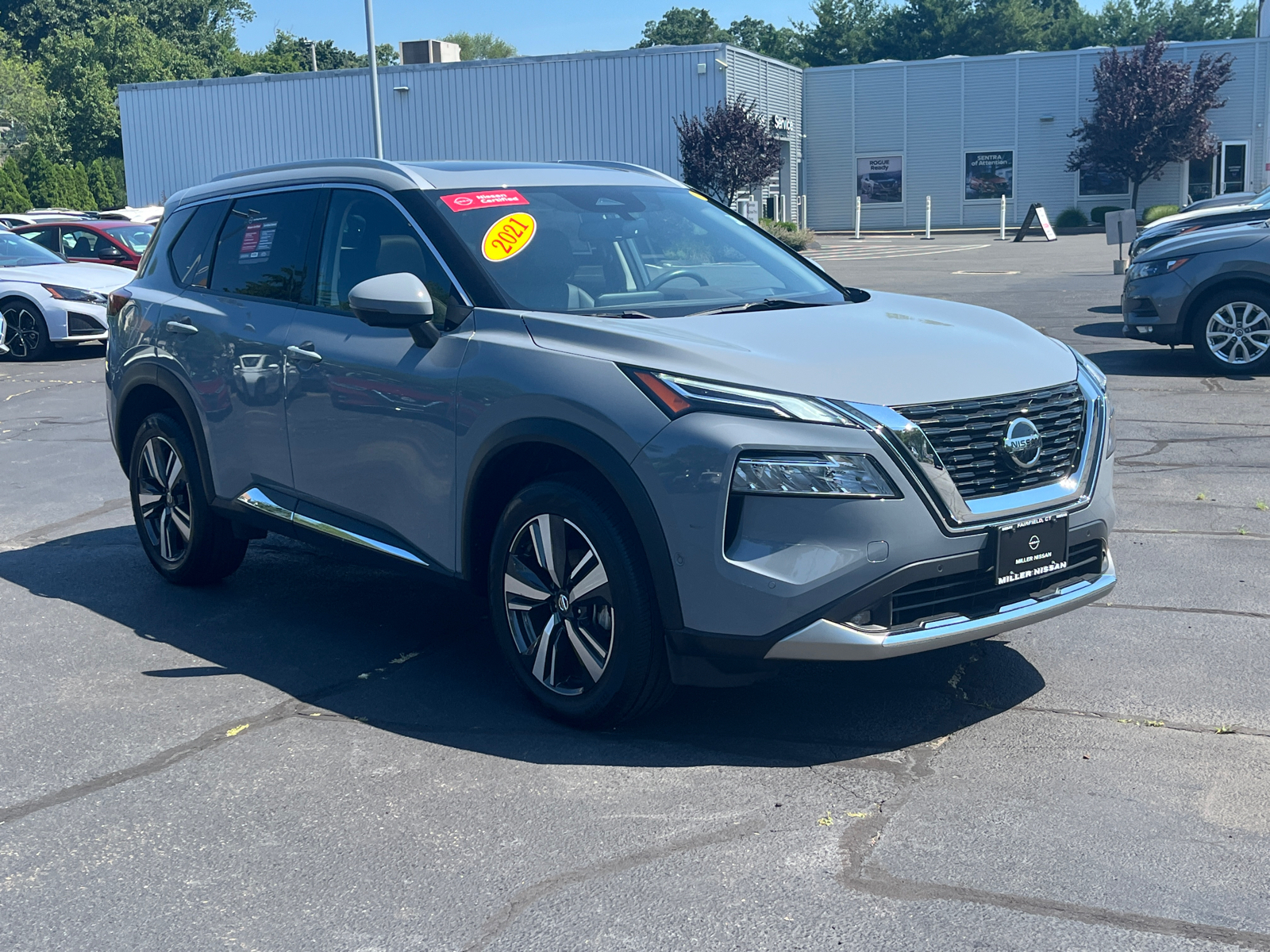 2021 Nissan Rogue Platinum 1