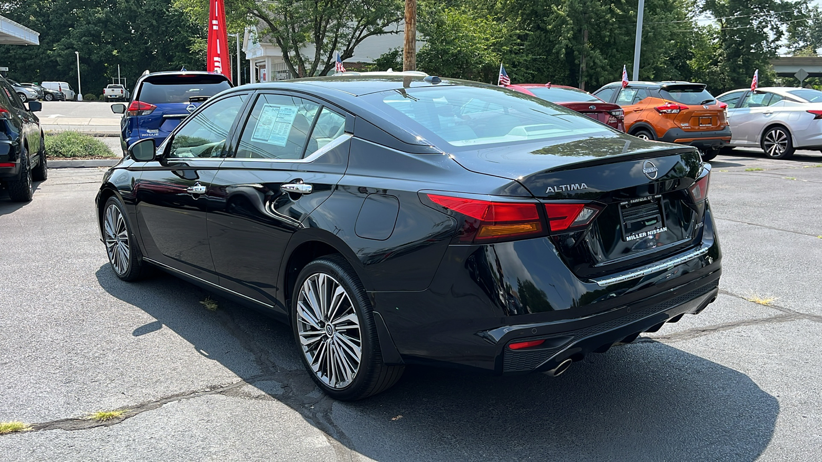 2023 Nissan Altima 2.5 SL 5