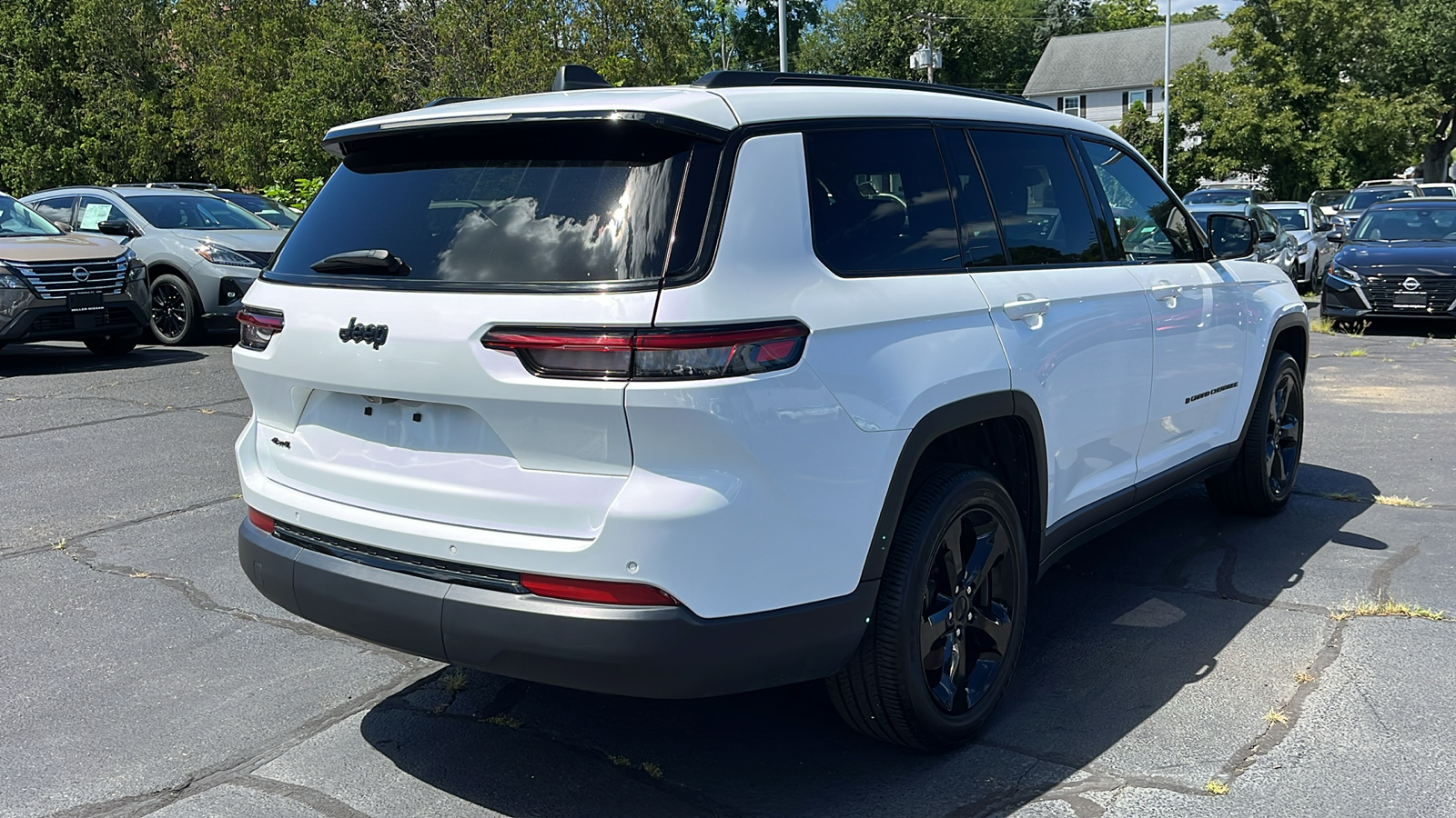 2023 Jeep Grand Cherokee L Altitude 3