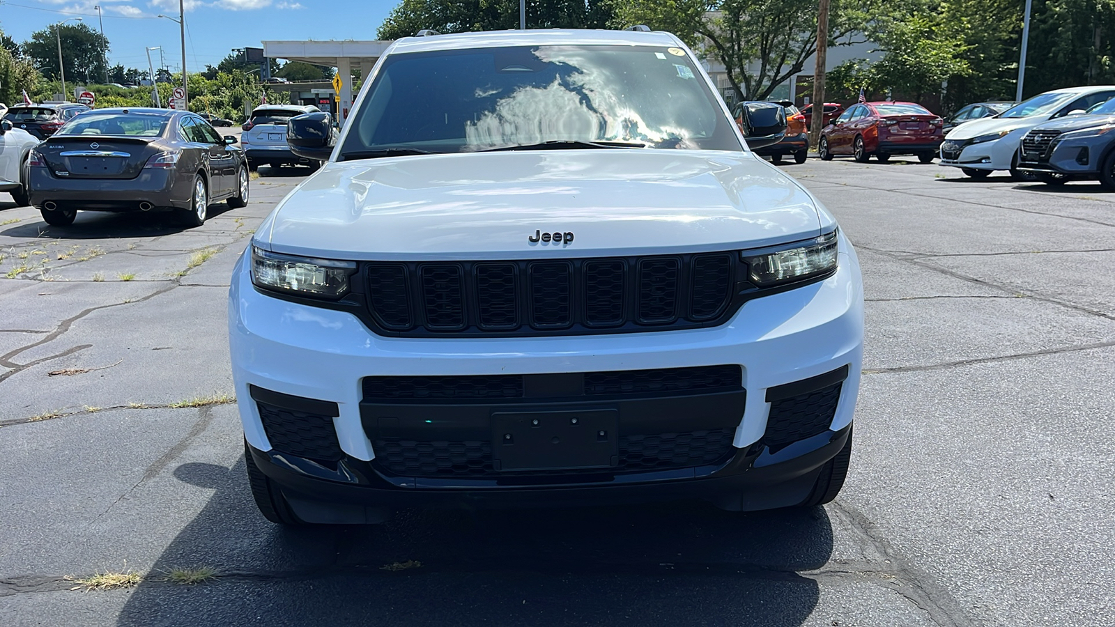 2023 Jeep Grand Cherokee L Altitude 8