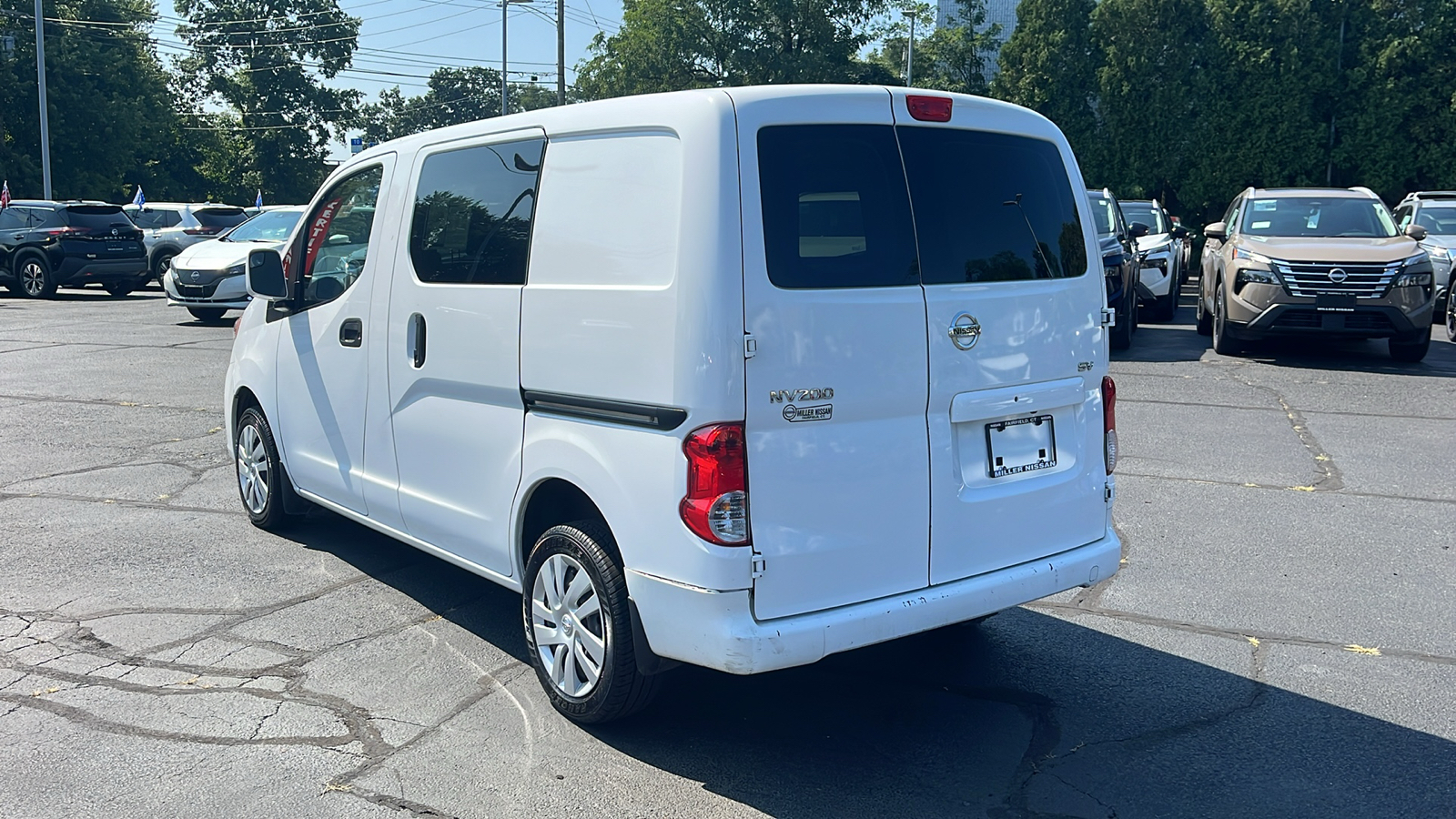 2020 Nissan NV200 SV 5