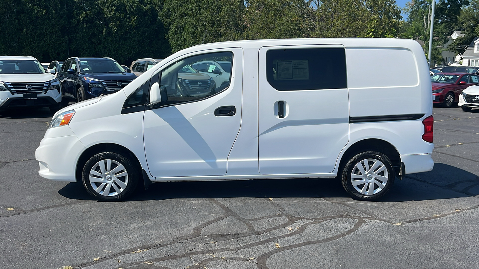 2020 Nissan NV200 SV 6