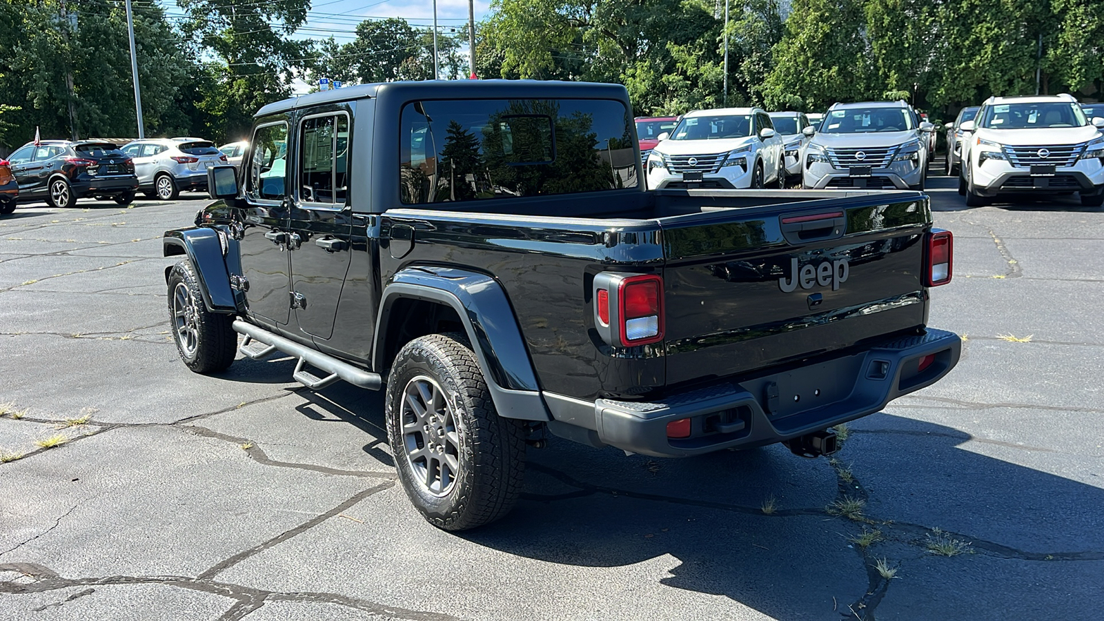 2021 Jeep Gladiator Sport 5