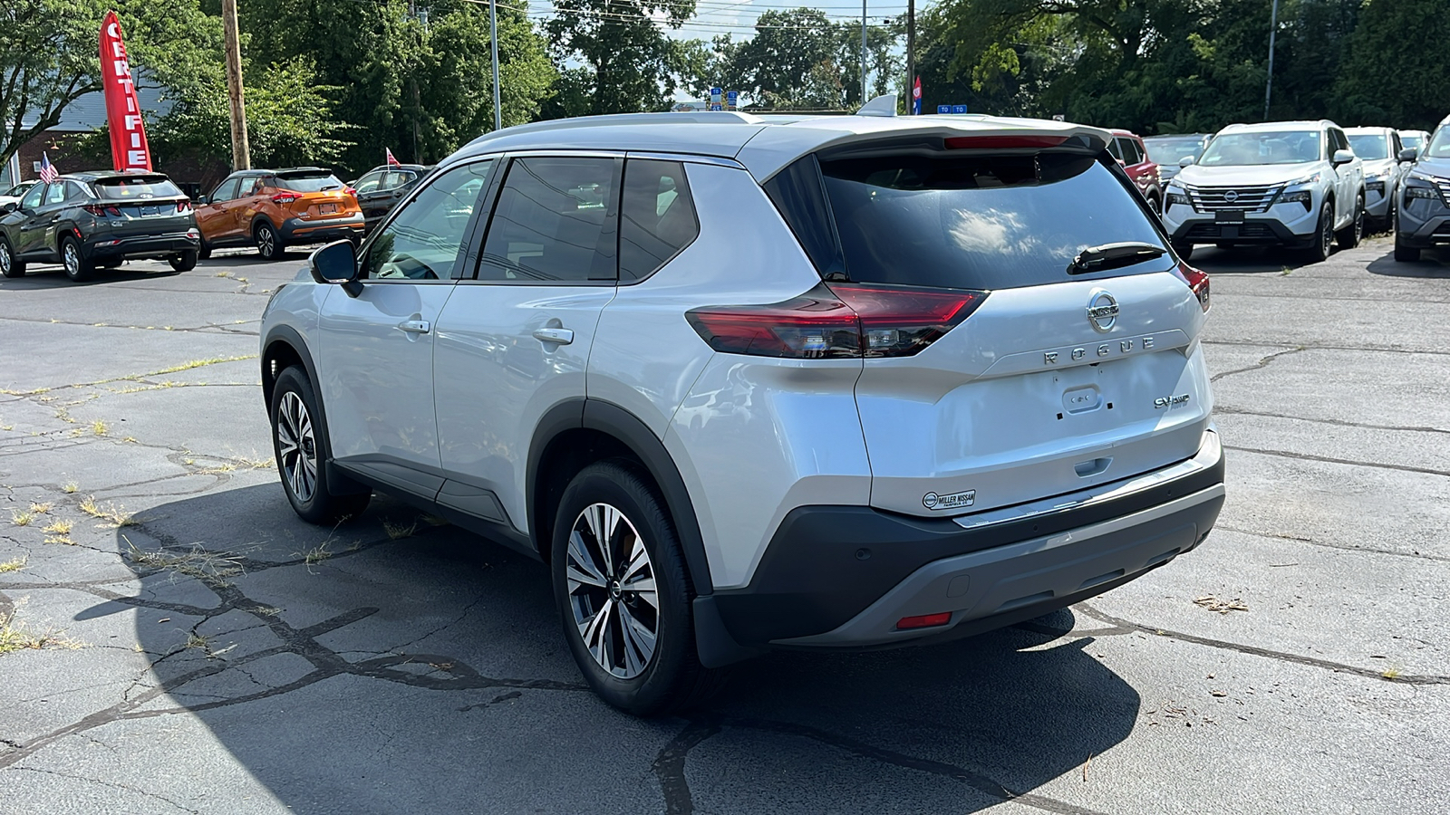 2021 Nissan Rogue SV 5