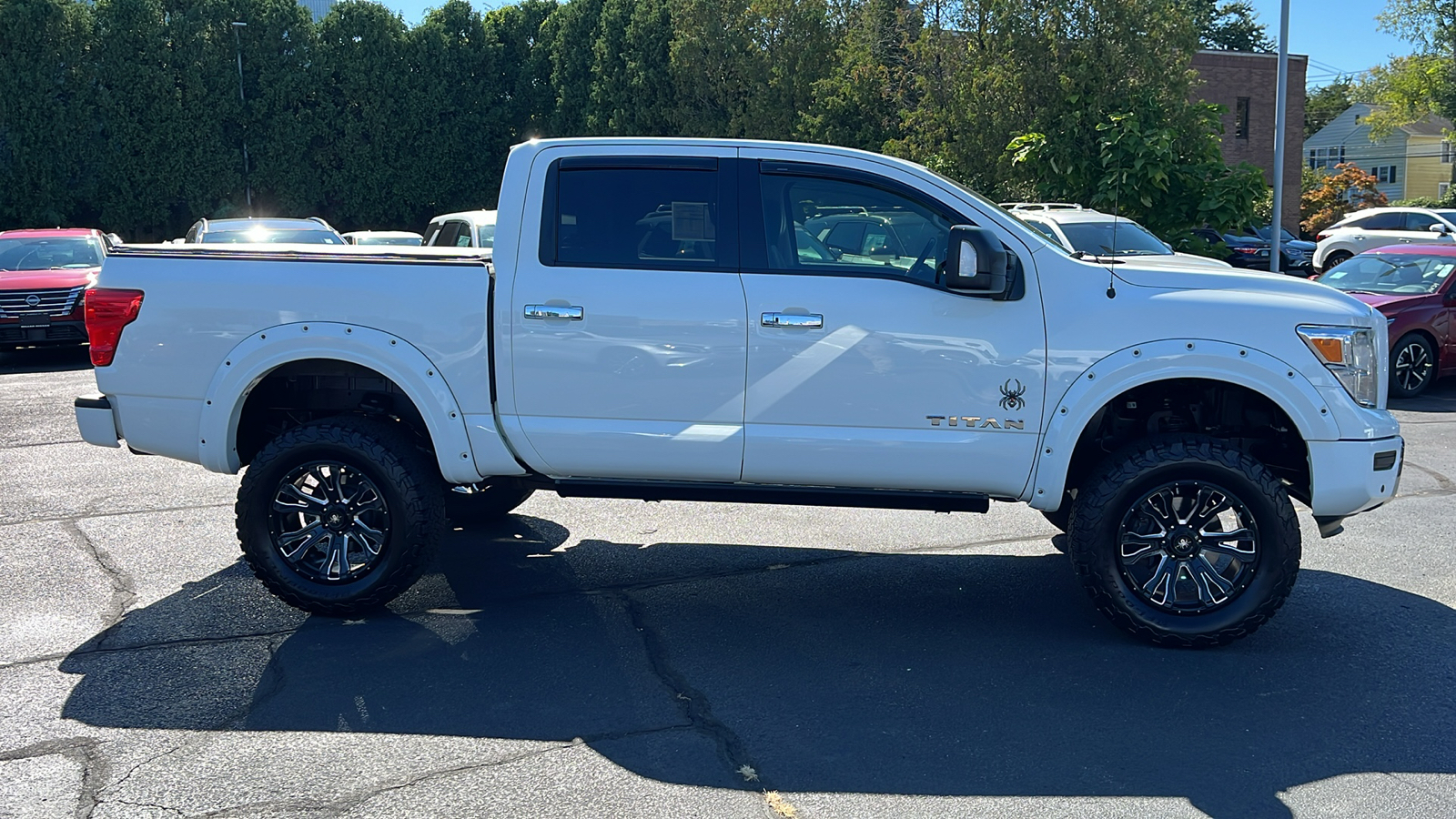 2021 Nissan Titan SV 2