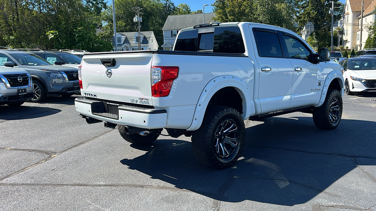 2021 Nissan Titan SV 3