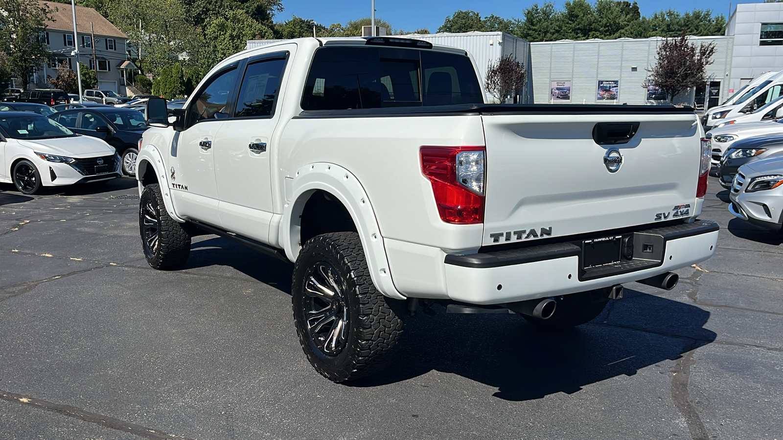 2021 Nissan Titan SV 5