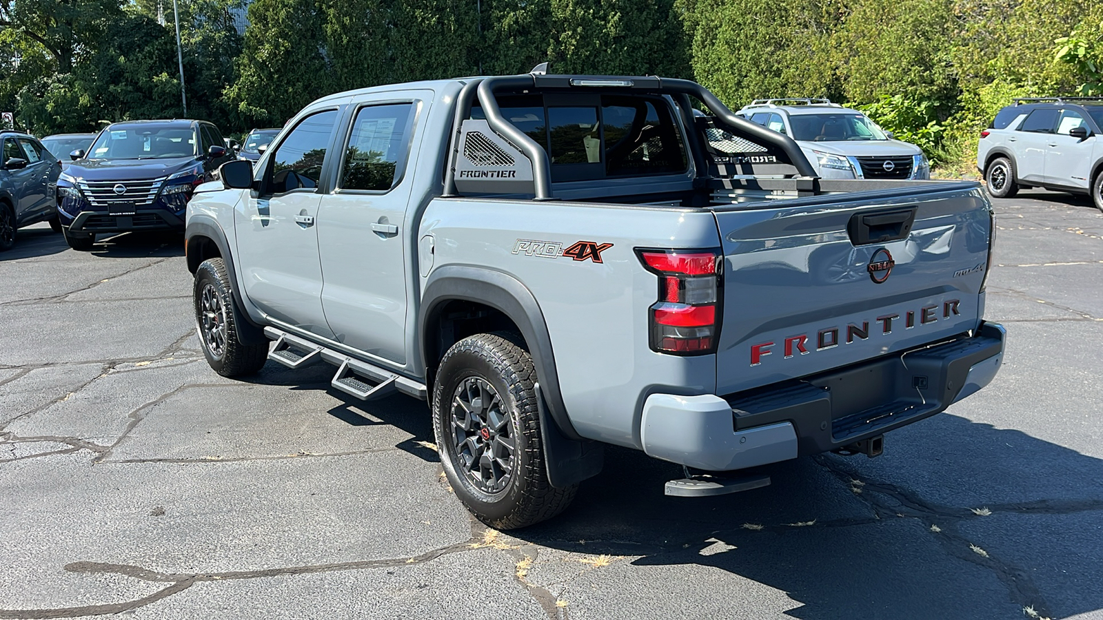 2022 Nissan Frontier PRO-4X 5