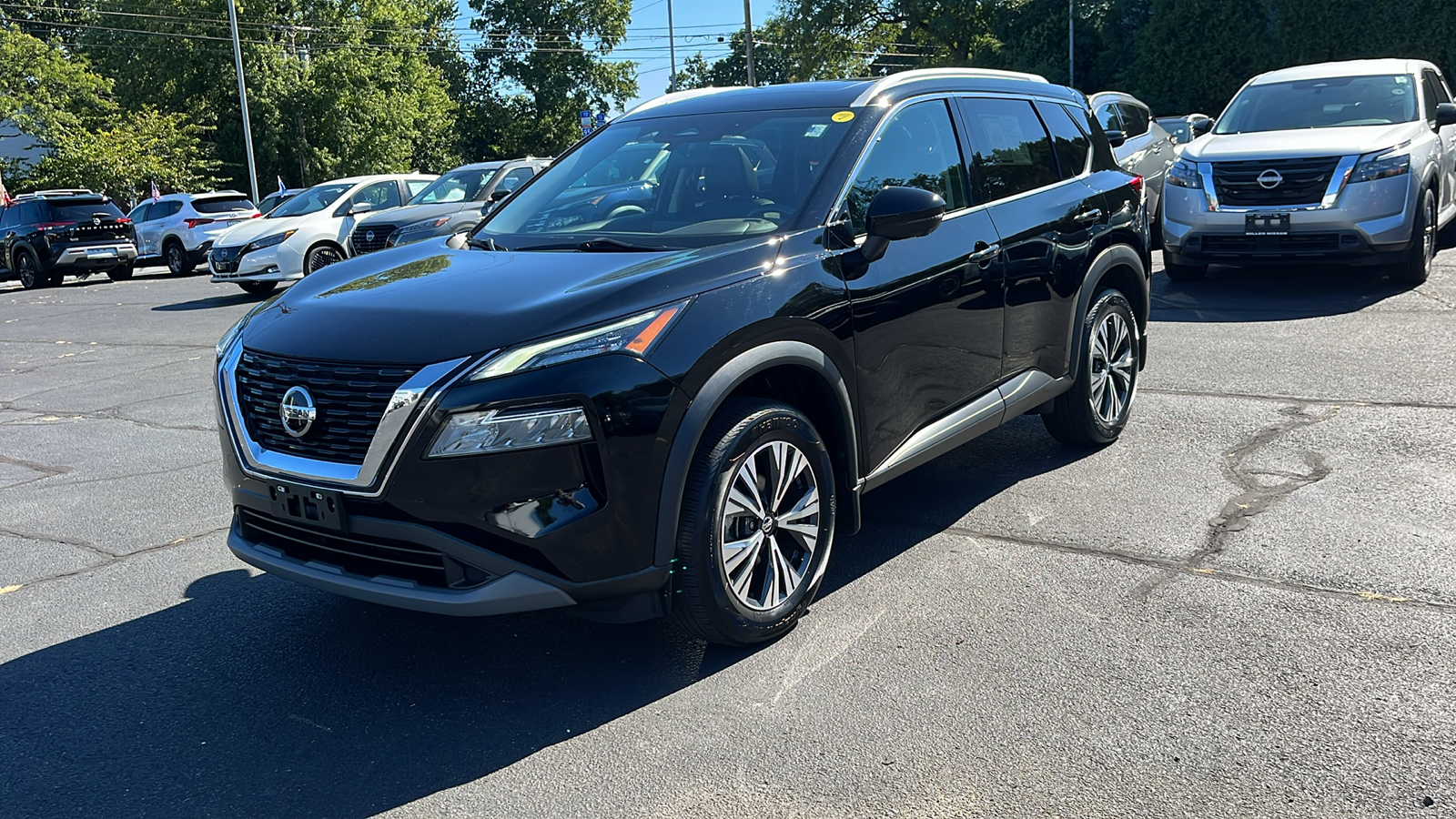 2021 Nissan Rogue SV 7