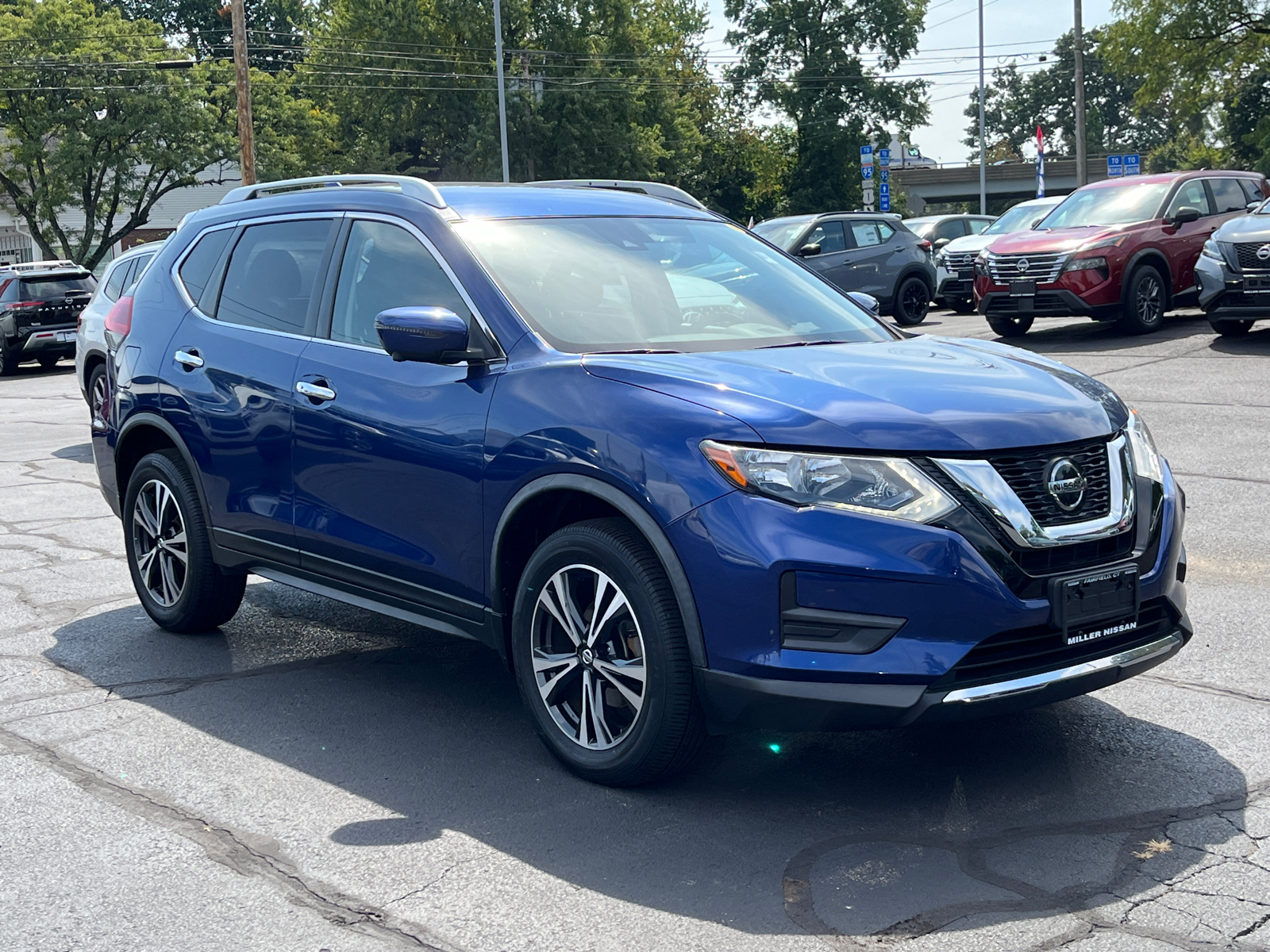 2020 Nissan Rogue SV 1