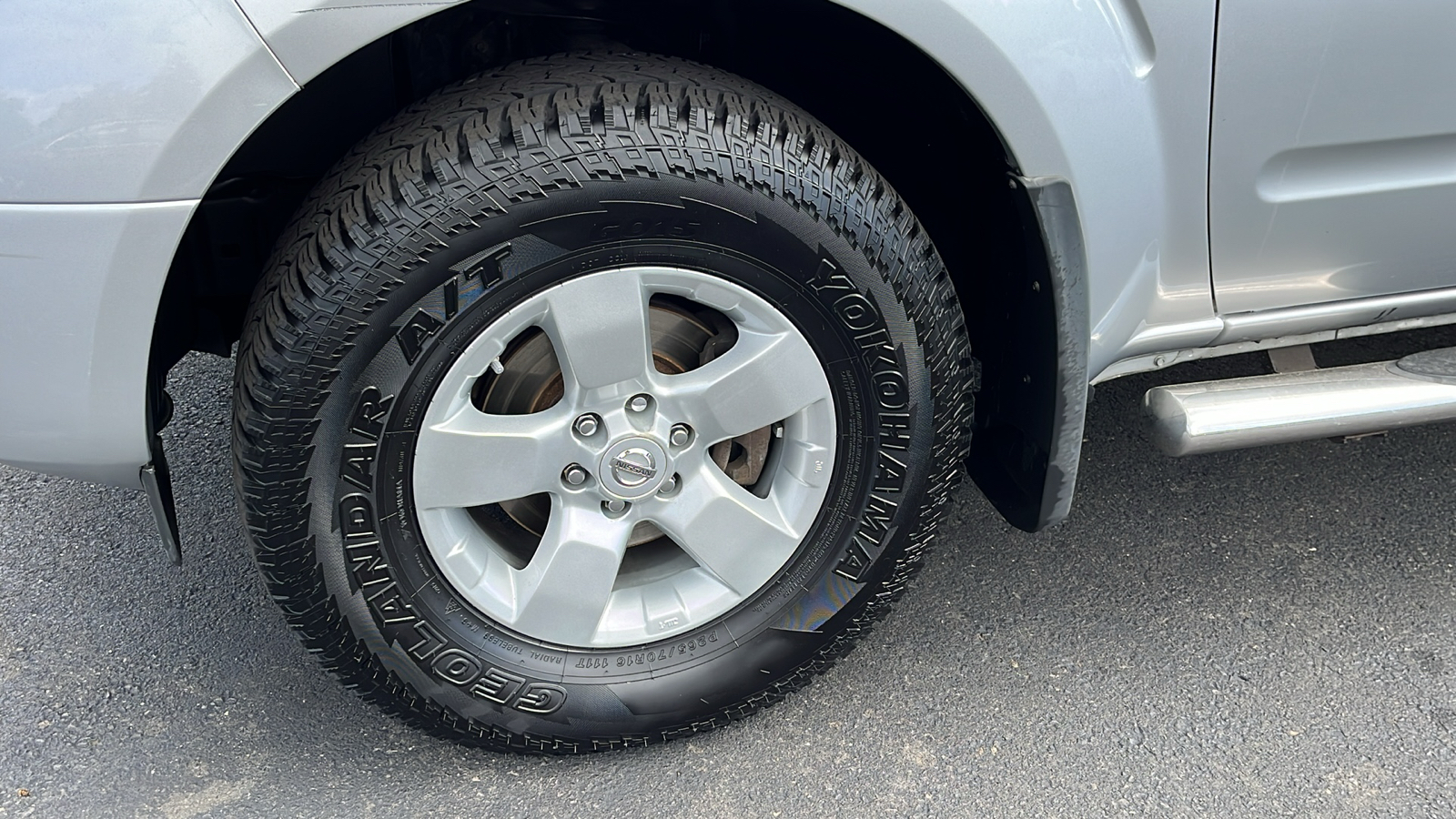 2012 Nissan Frontier SV 9