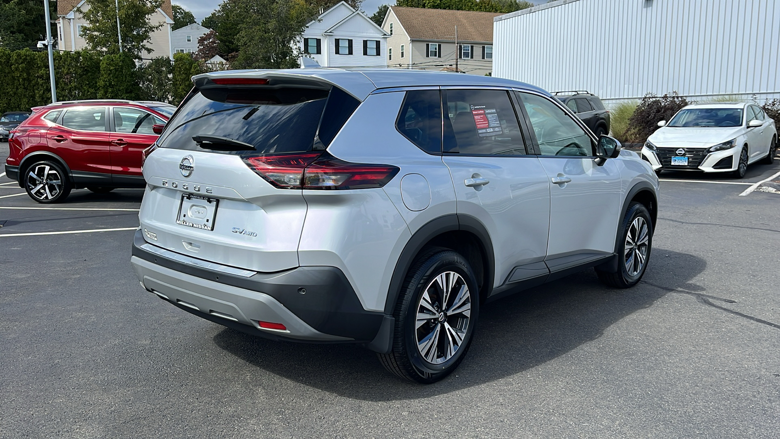 2021 Nissan Rogue SV 3