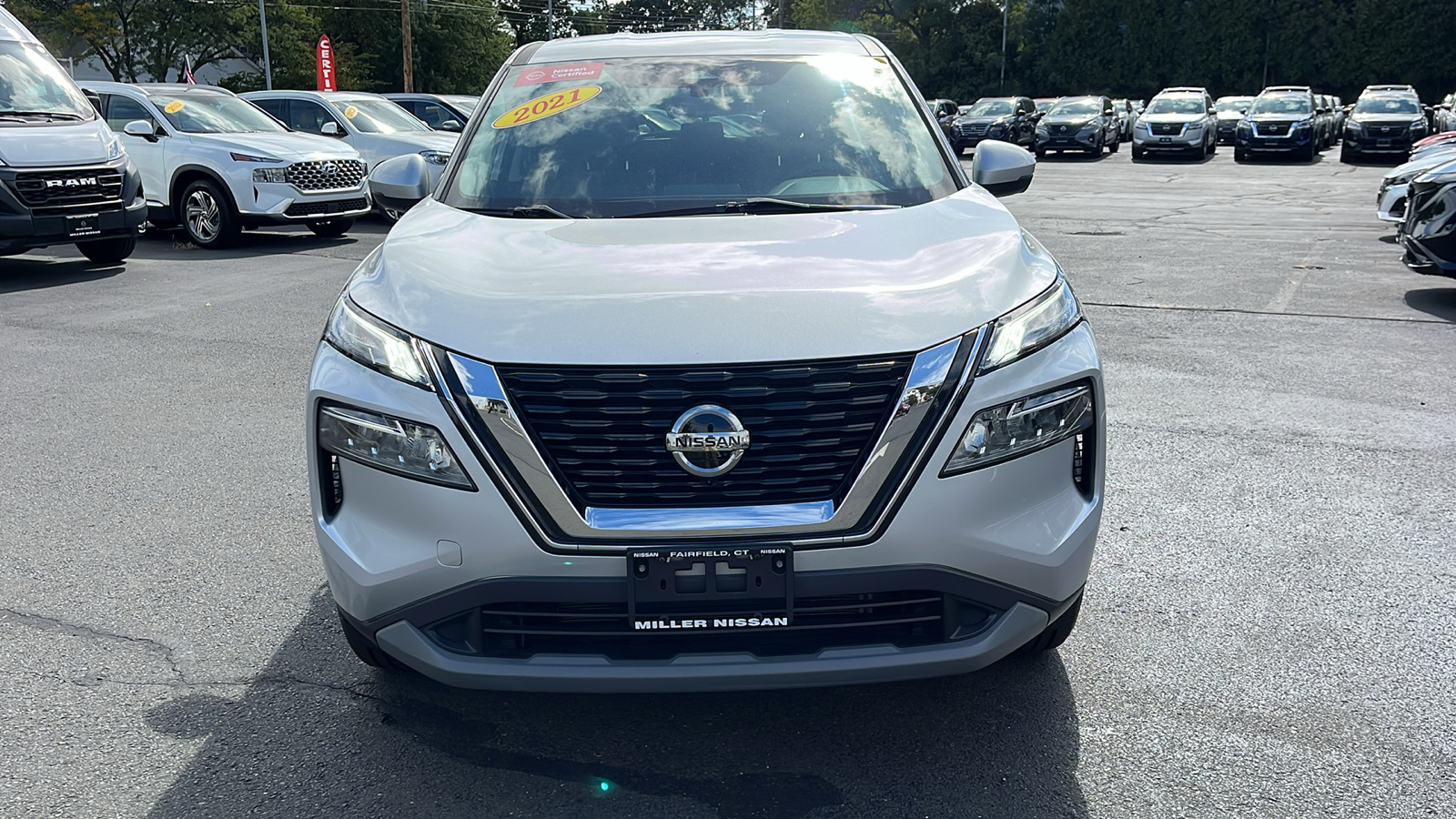 2021 Nissan Rogue SV 8