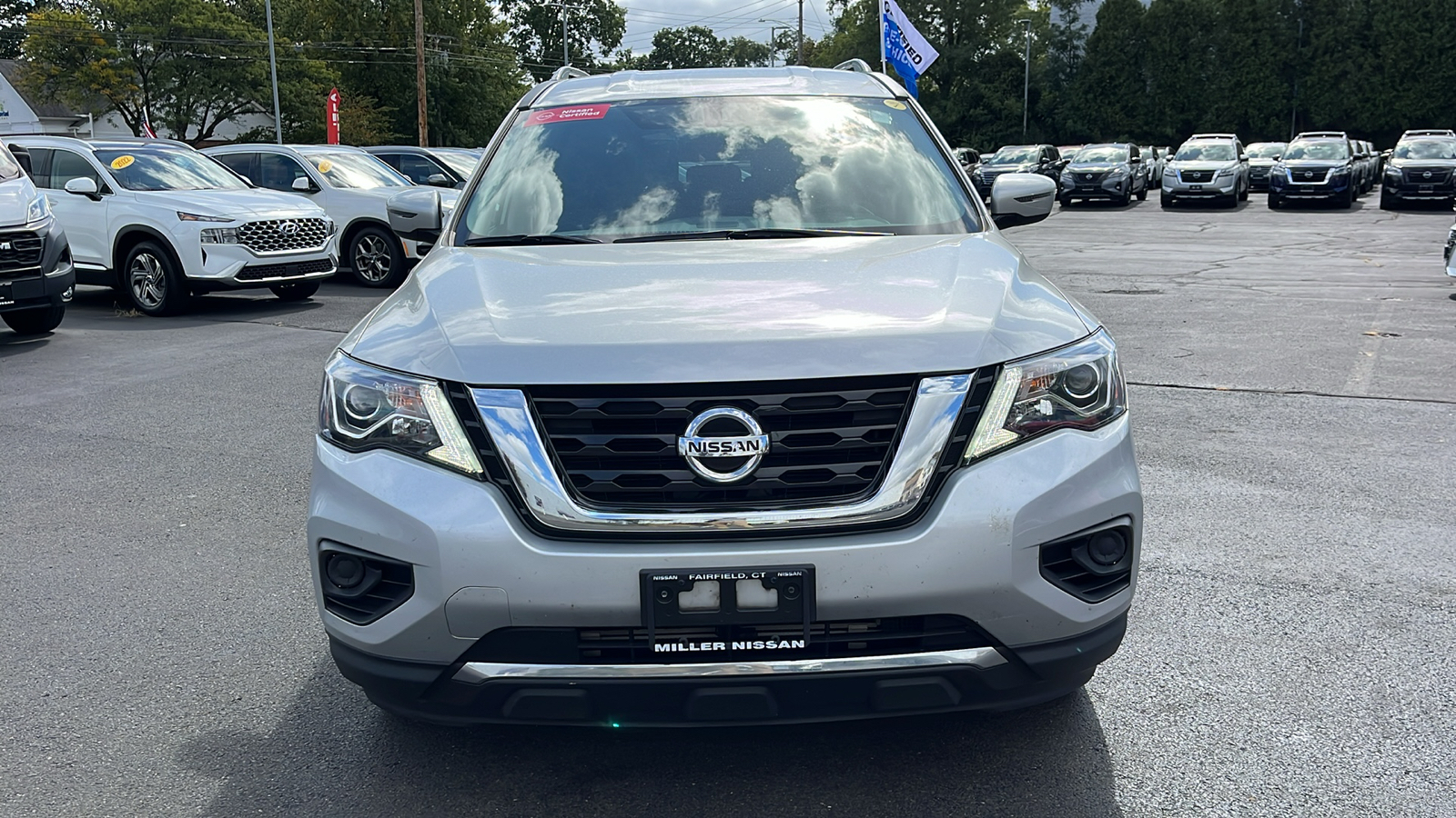 2020 Nissan Pathfinder S 8