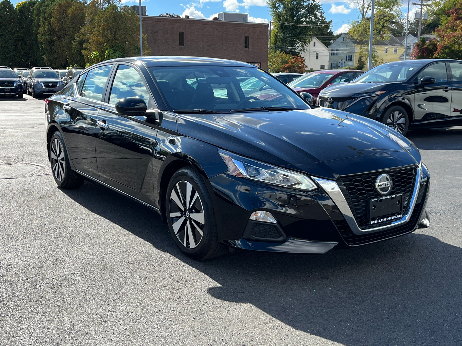 2021 Nissan Altima 2.5 SV 1