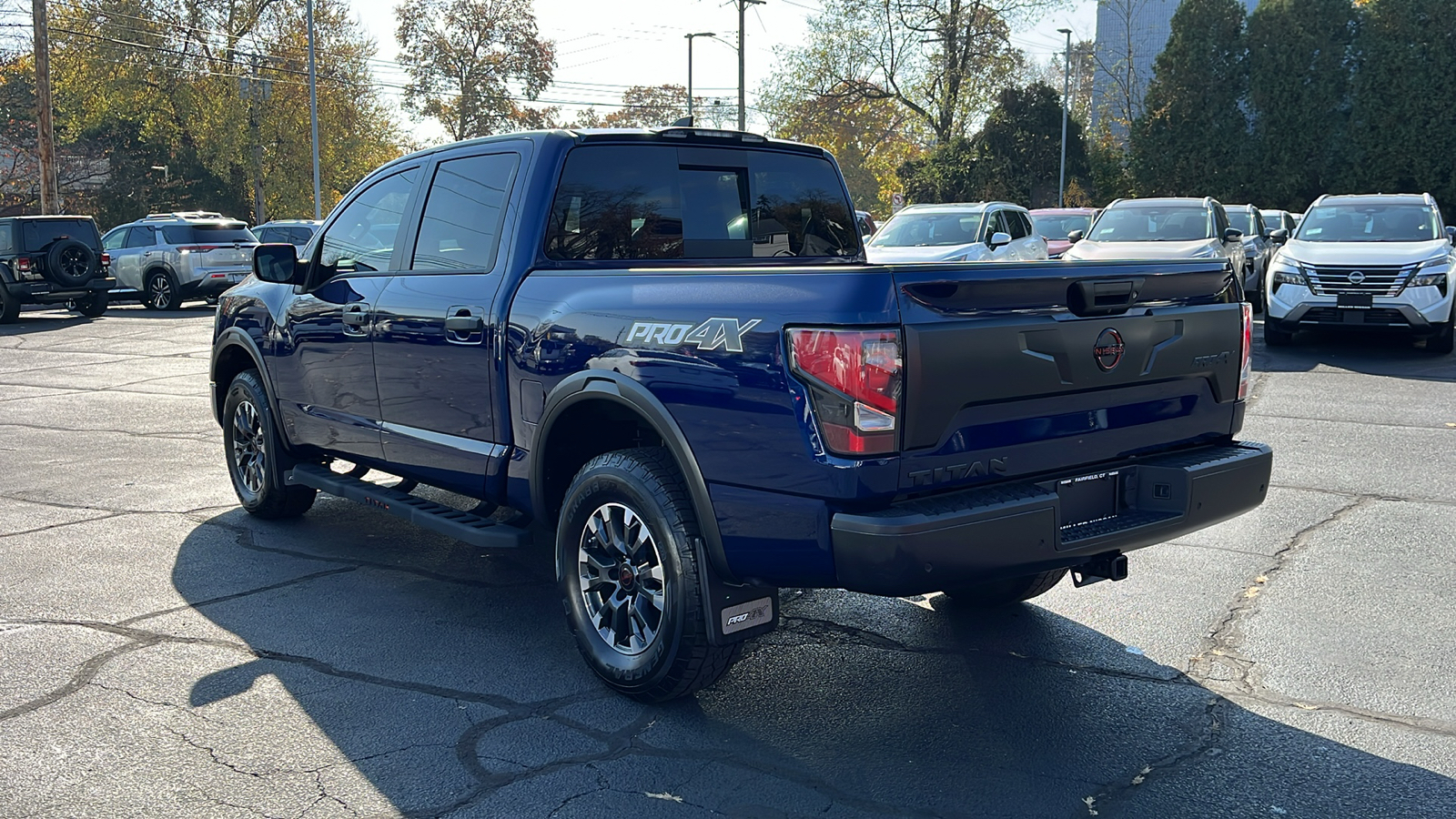 2023 Nissan Titan PRO-4X 5