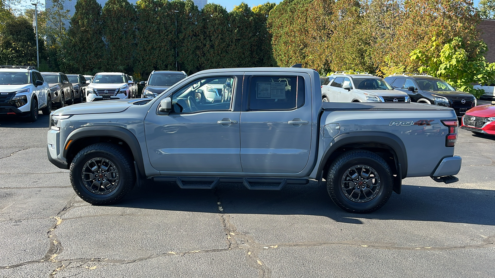 2023 Nissan Frontier PRO-4X 6