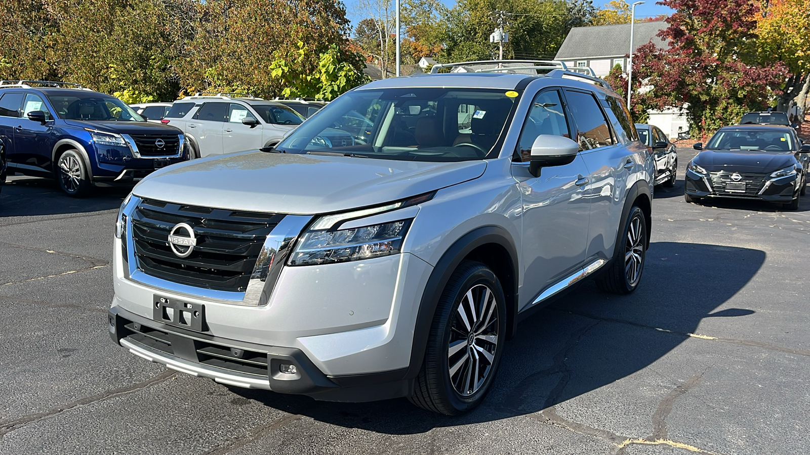 2023 Nissan Pathfinder Platinum 7