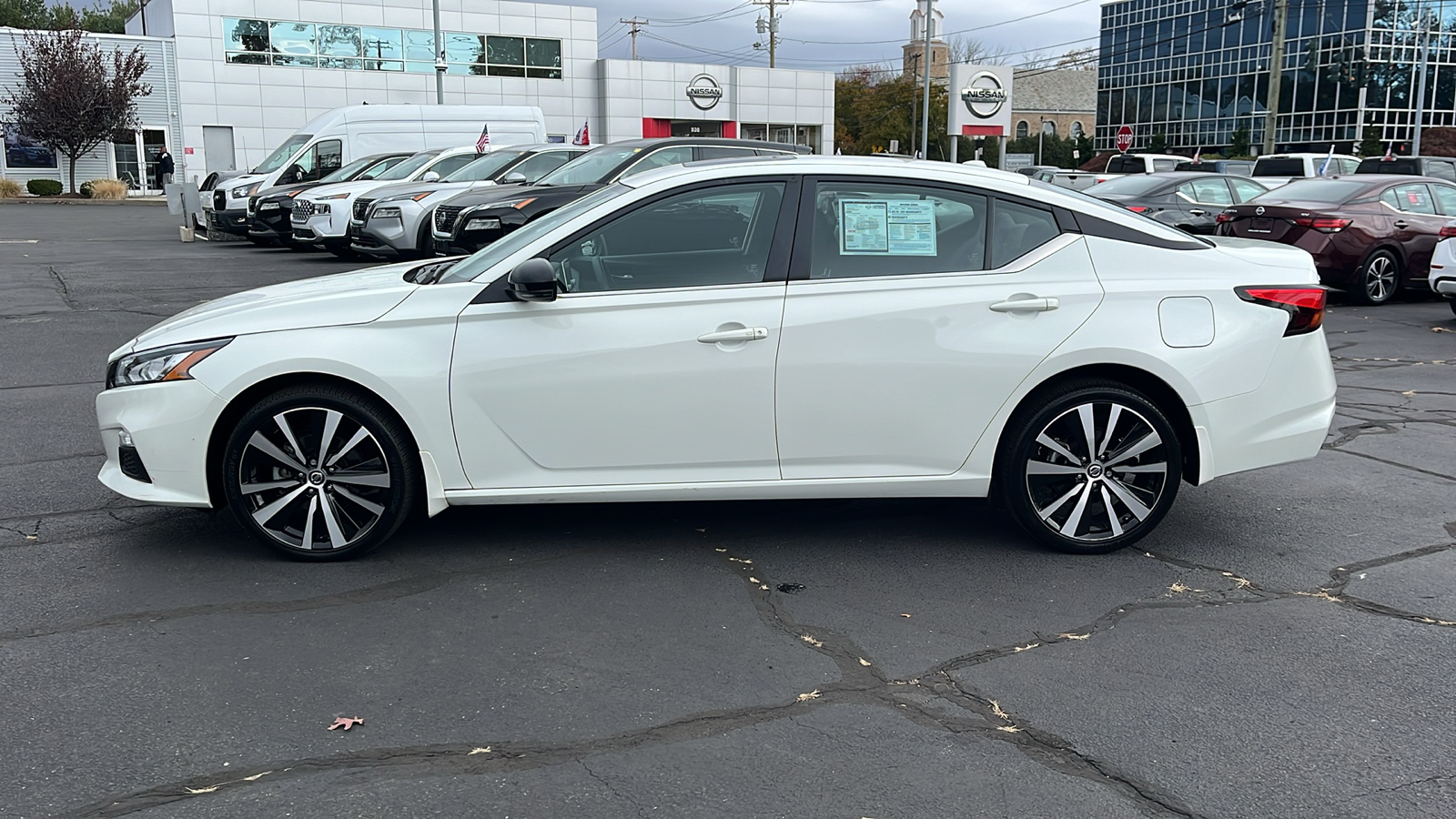 2021 Nissan Altima 2.5 SR 6