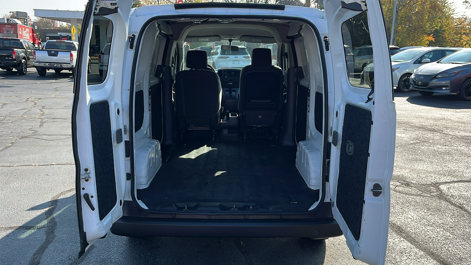 2021 Nissan NV200 S 23