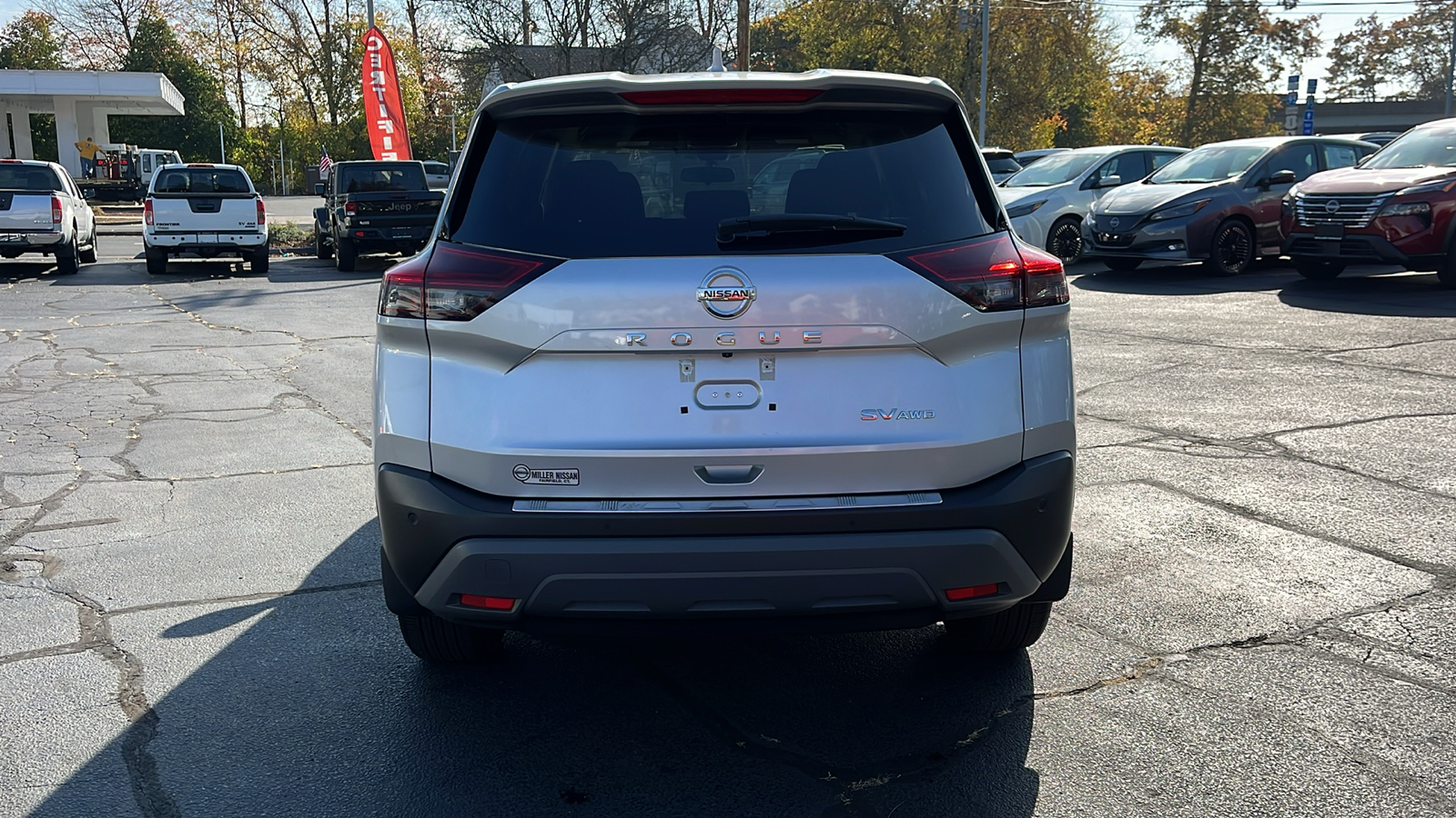 2021 Nissan Rogue SV 4