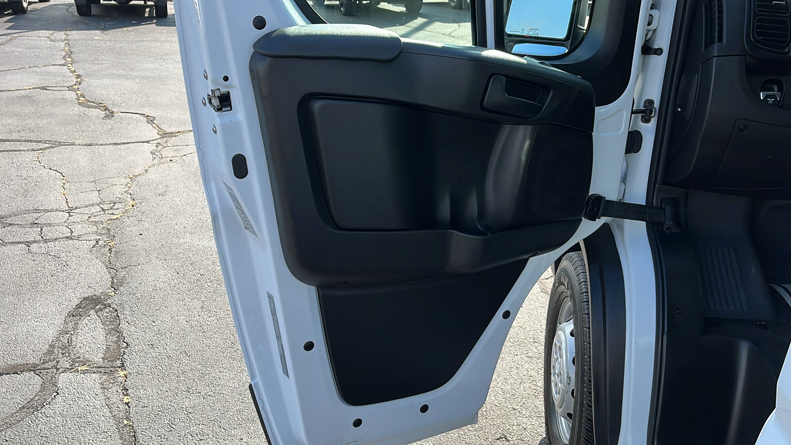 2023 Ram ProMaster 2500 High Roof 11