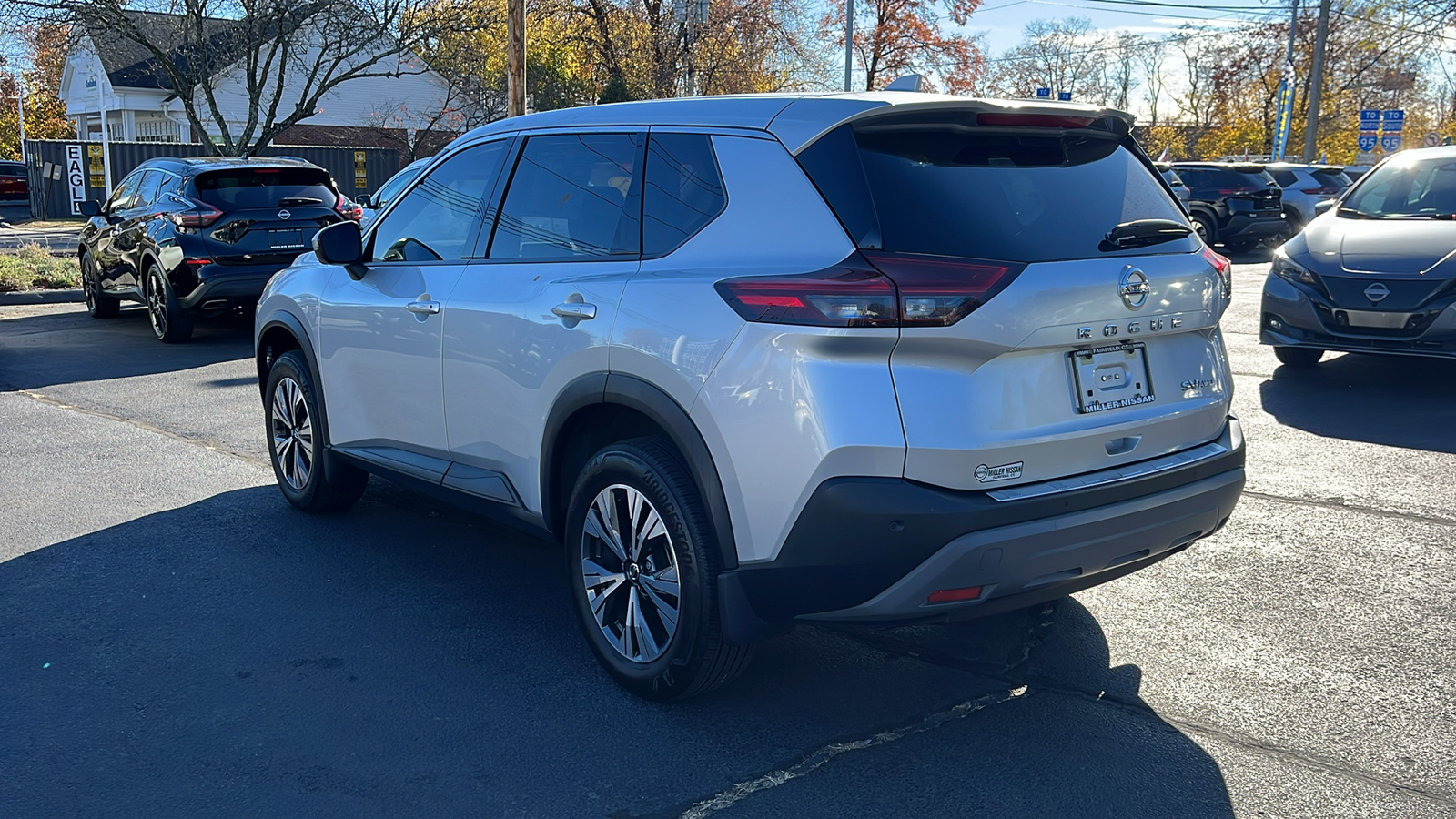 2021 Nissan Rogue SV 5