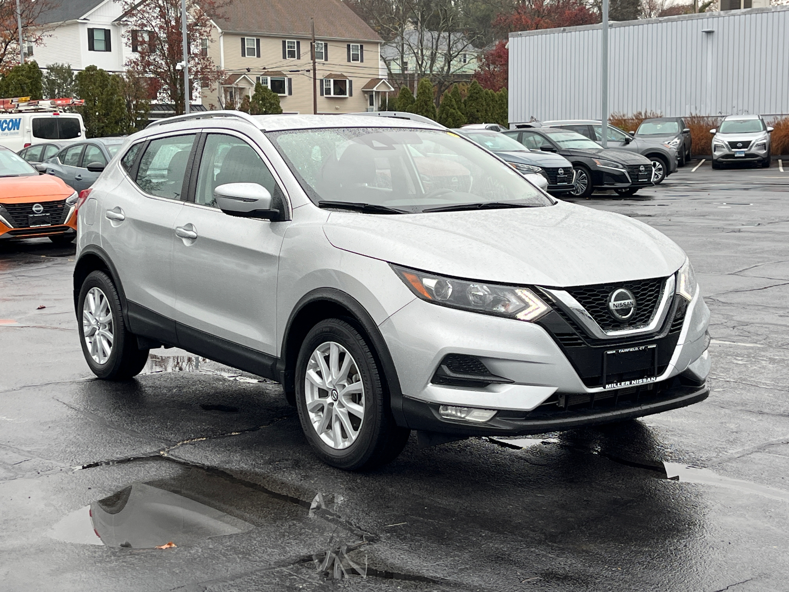 2021 Nissan Rogue Sport SV 1