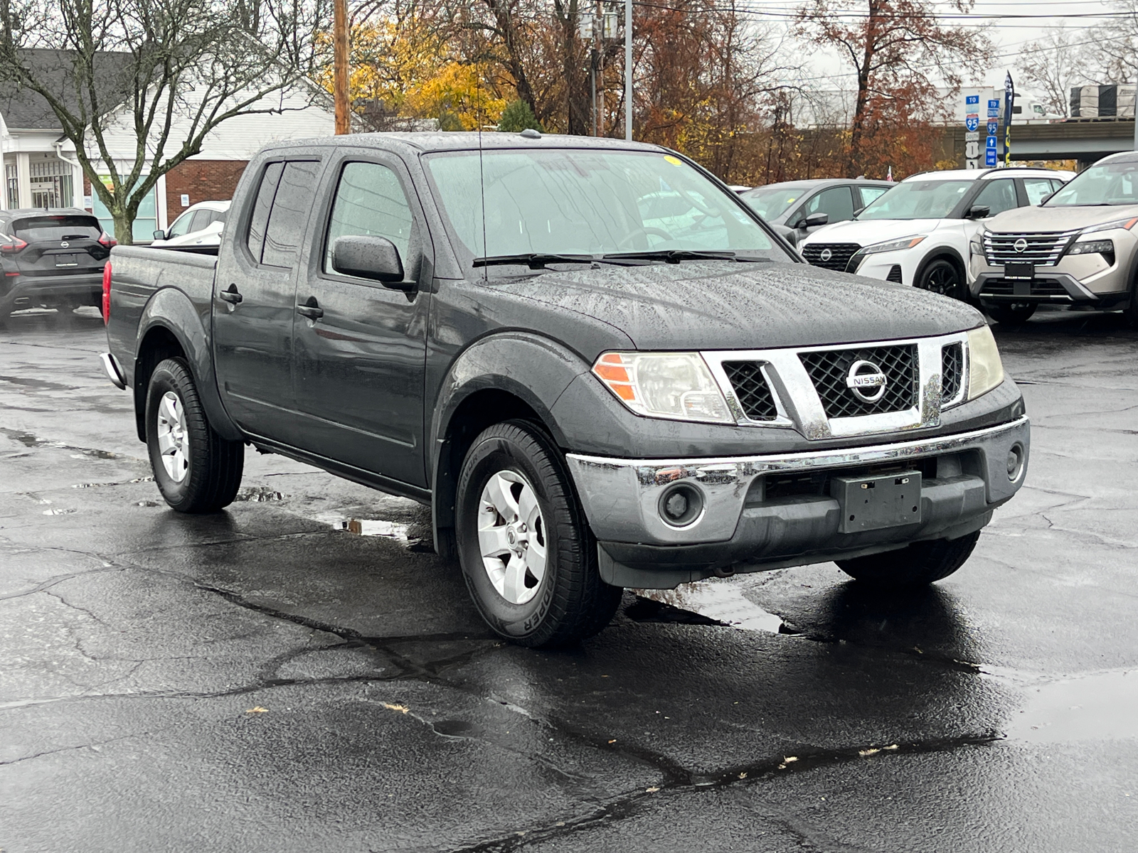 2011 Nissan Frontier SV 1