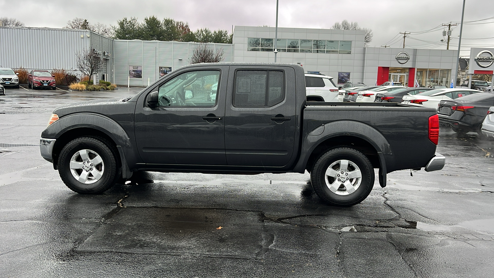 2011 Nissan Frontier SV 6