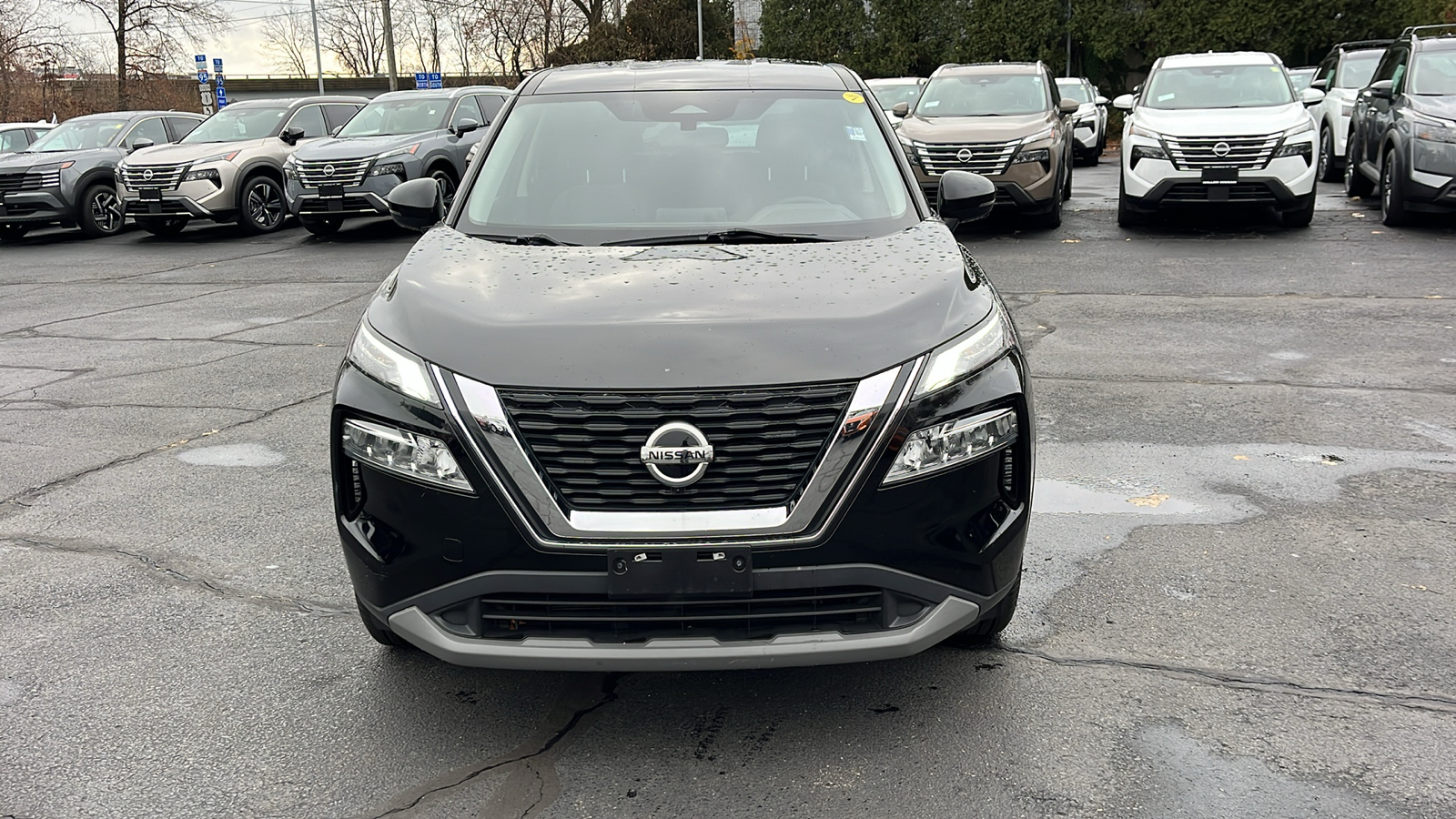 2021 Nissan Rogue SV 8