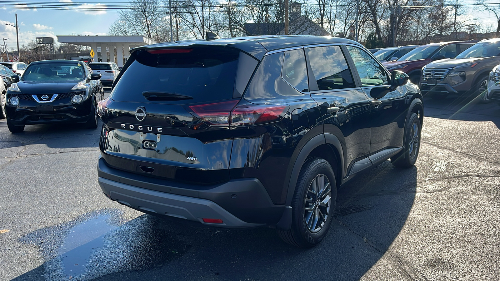 2023 Nissan Rogue S 3