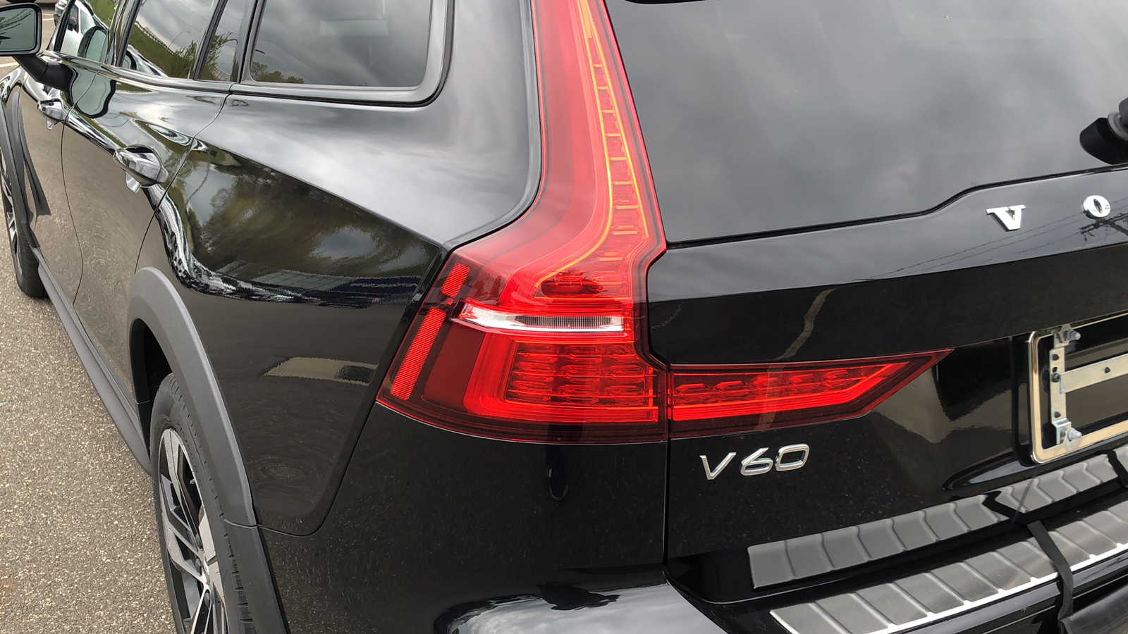 2022 Volvo V60 Cross Country  33