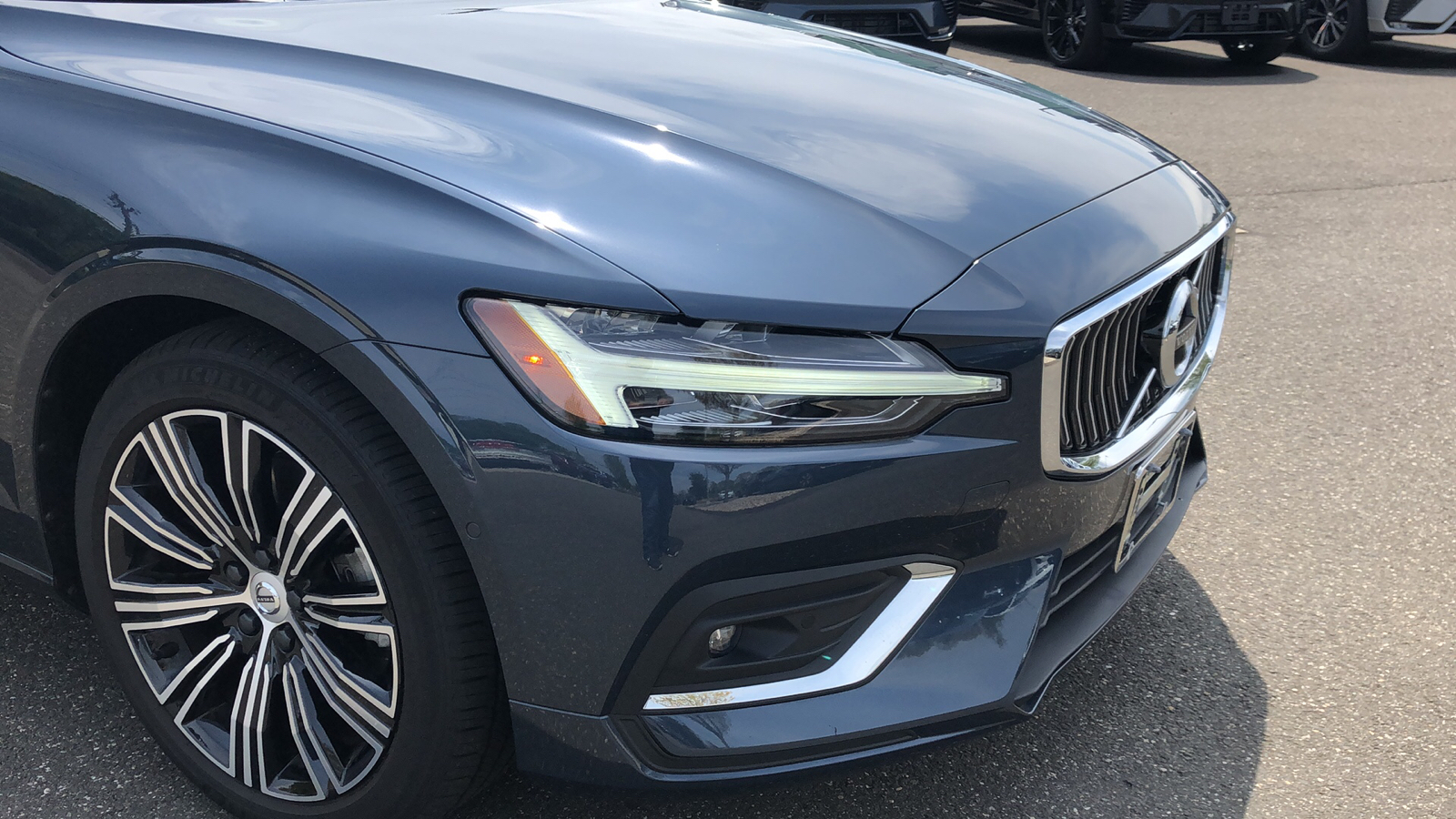 2021 Volvo S60 Momentum 41