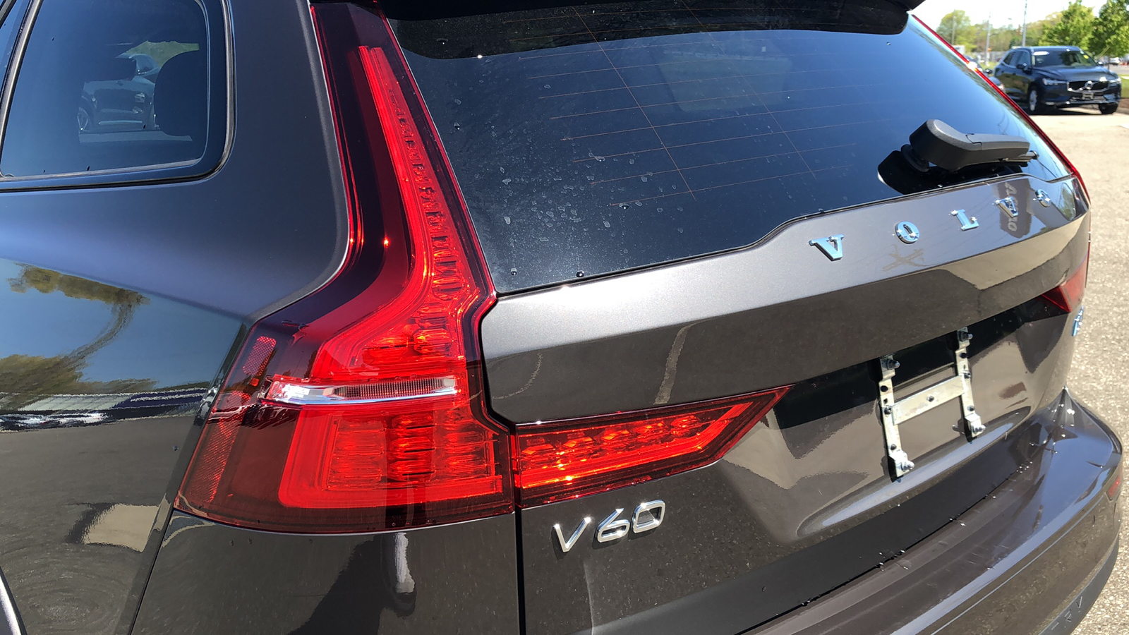 2023 Volvo V60 Cross Country Plus 32