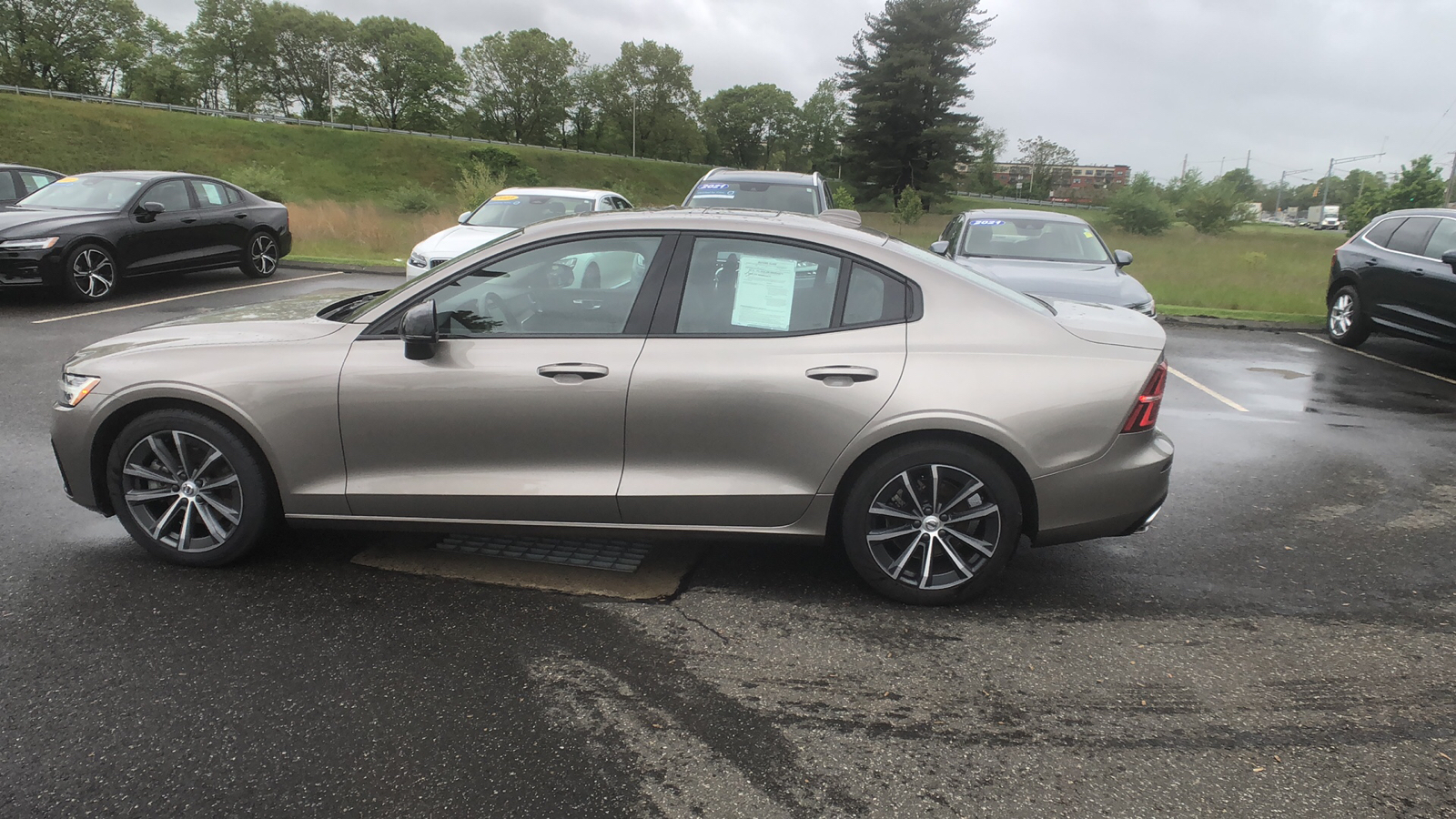 2021 Volvo S60 Momentum 7