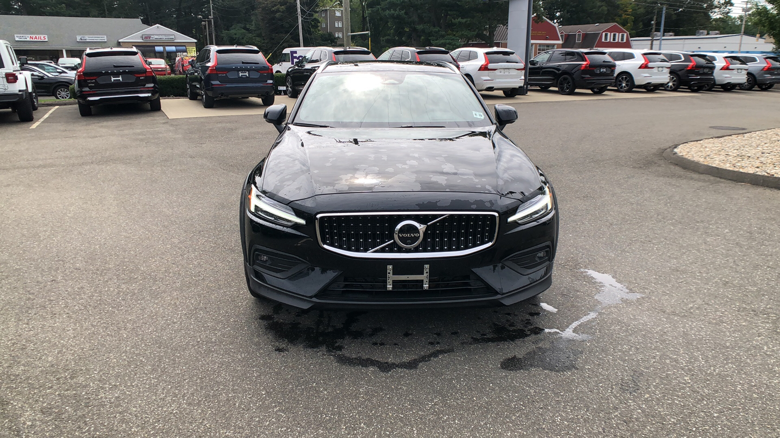 2023 Volvo V60 Cross Country Ultimate 2