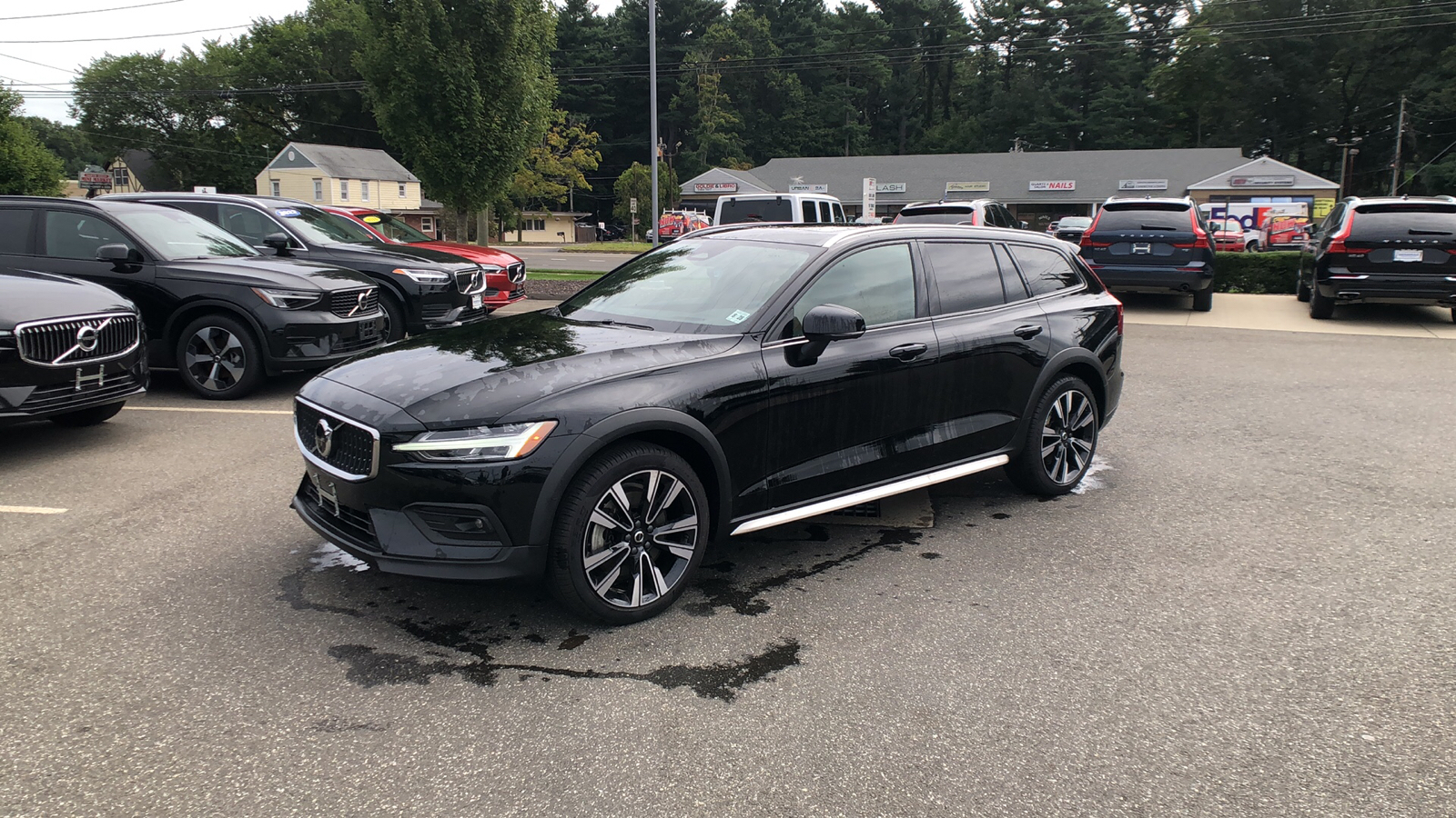 2023 Volvo V60 Cross Country Ultimate 3