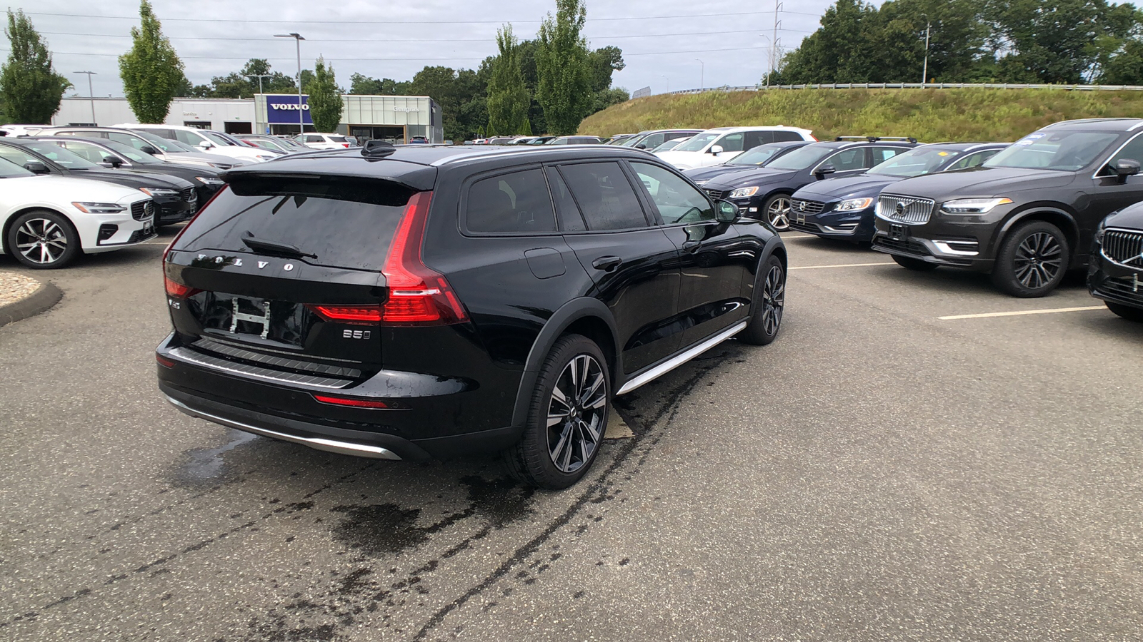 2023 Volvo V60 Cross Country Ultimate 7