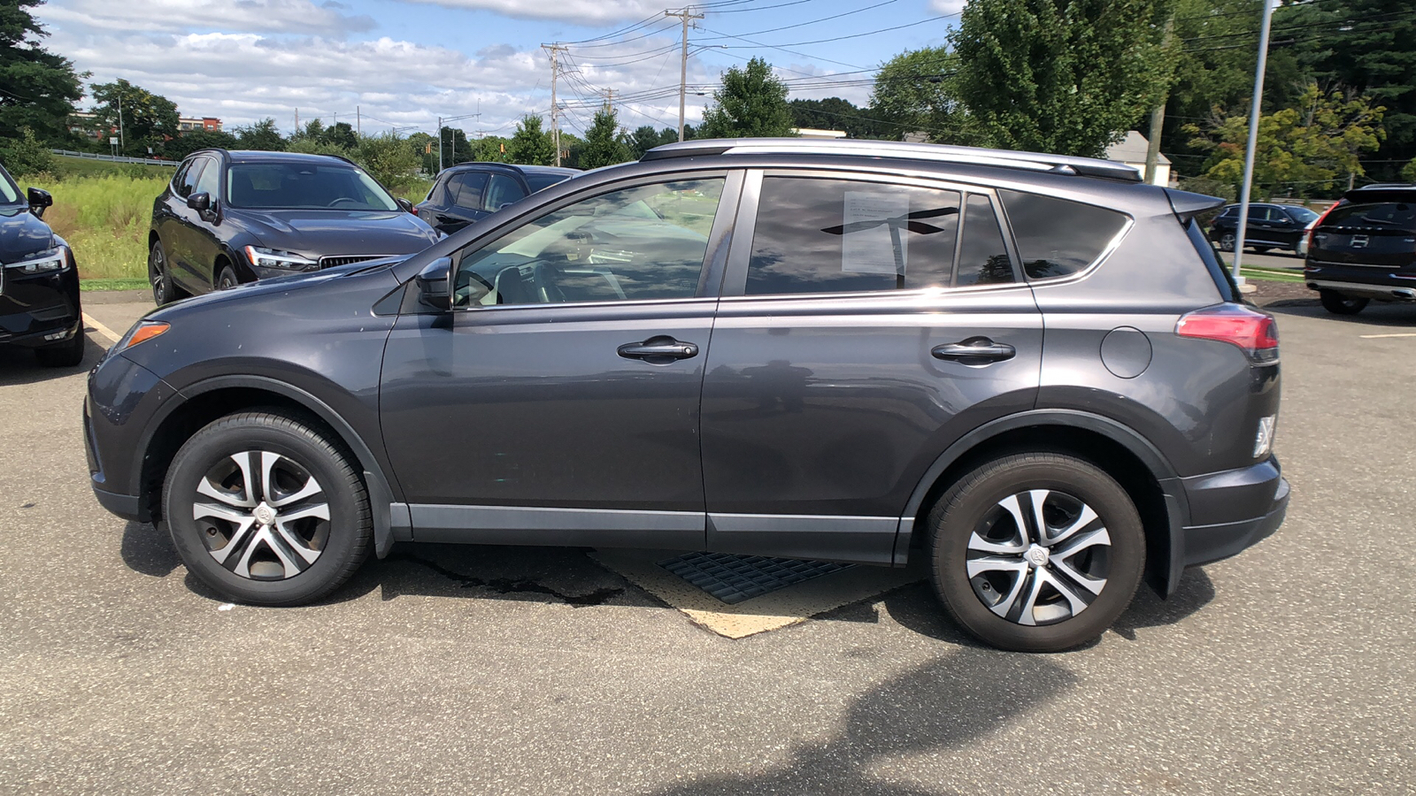 2017 Toyota RAV4 LE 4