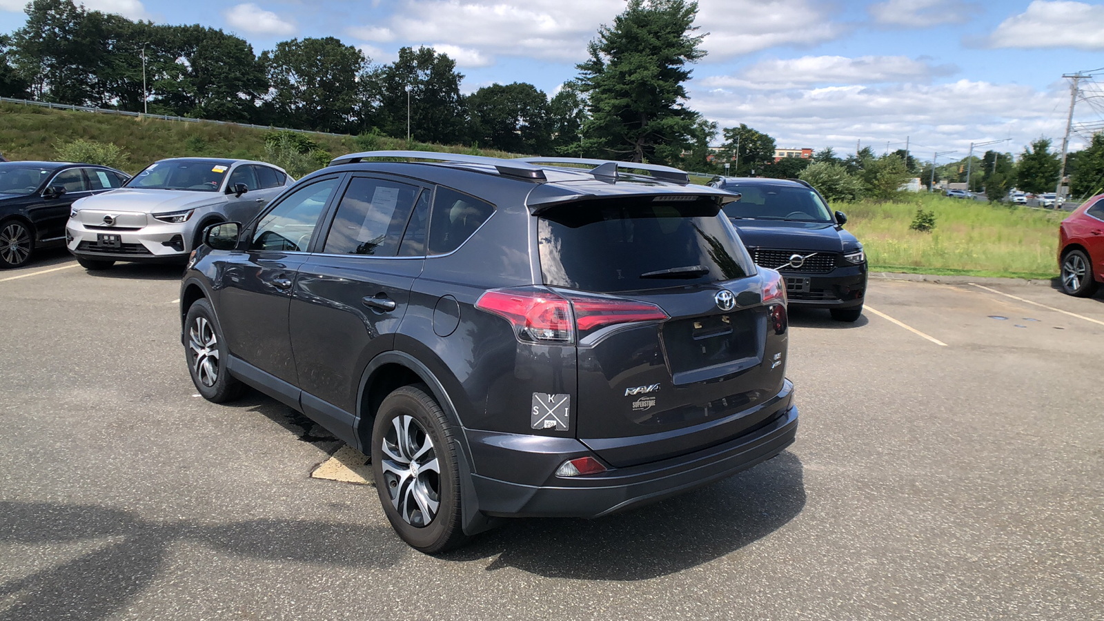 2017 Toyota RAV4 LE 5