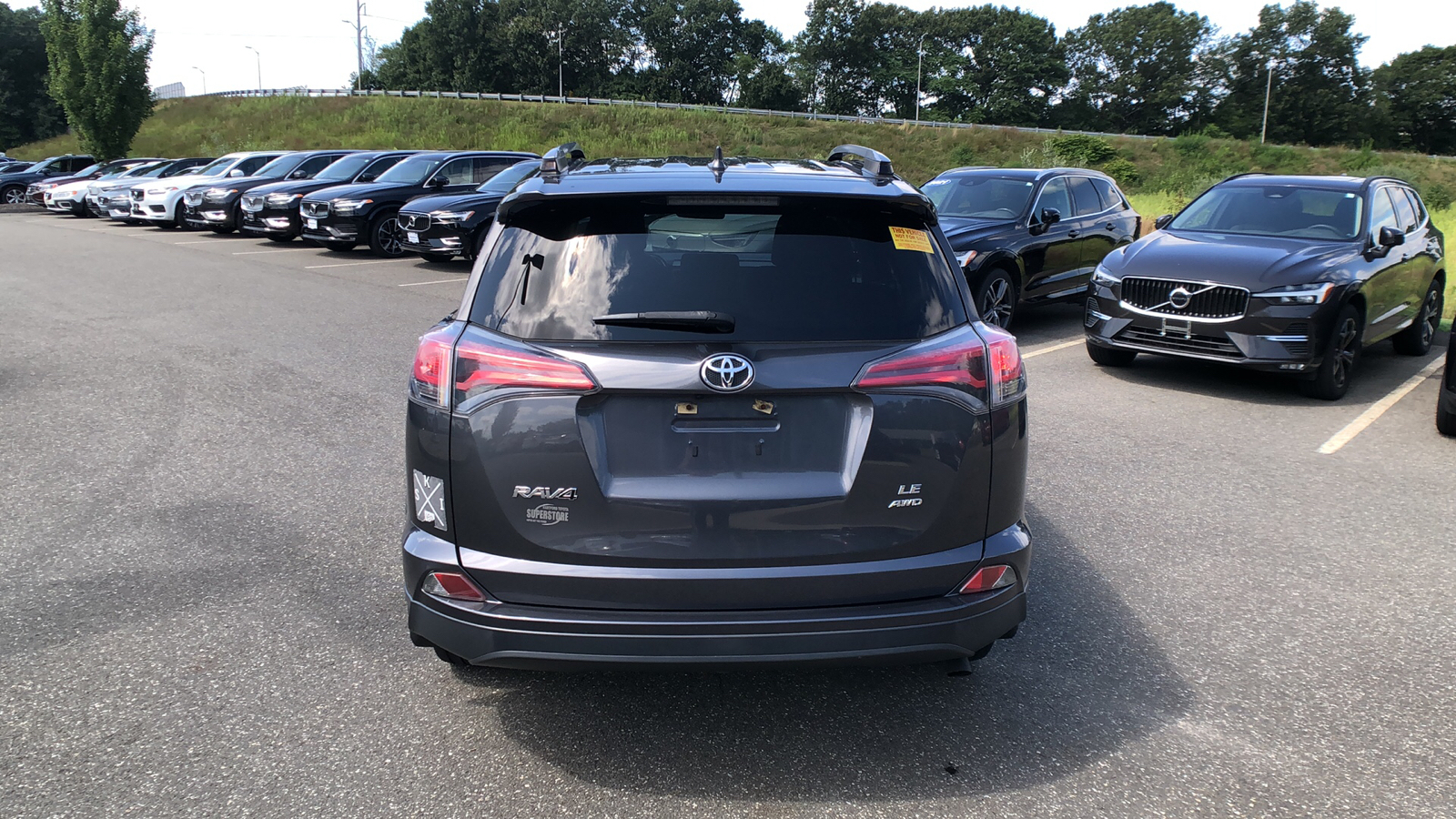 2017 Toyota RAV4 LE 6