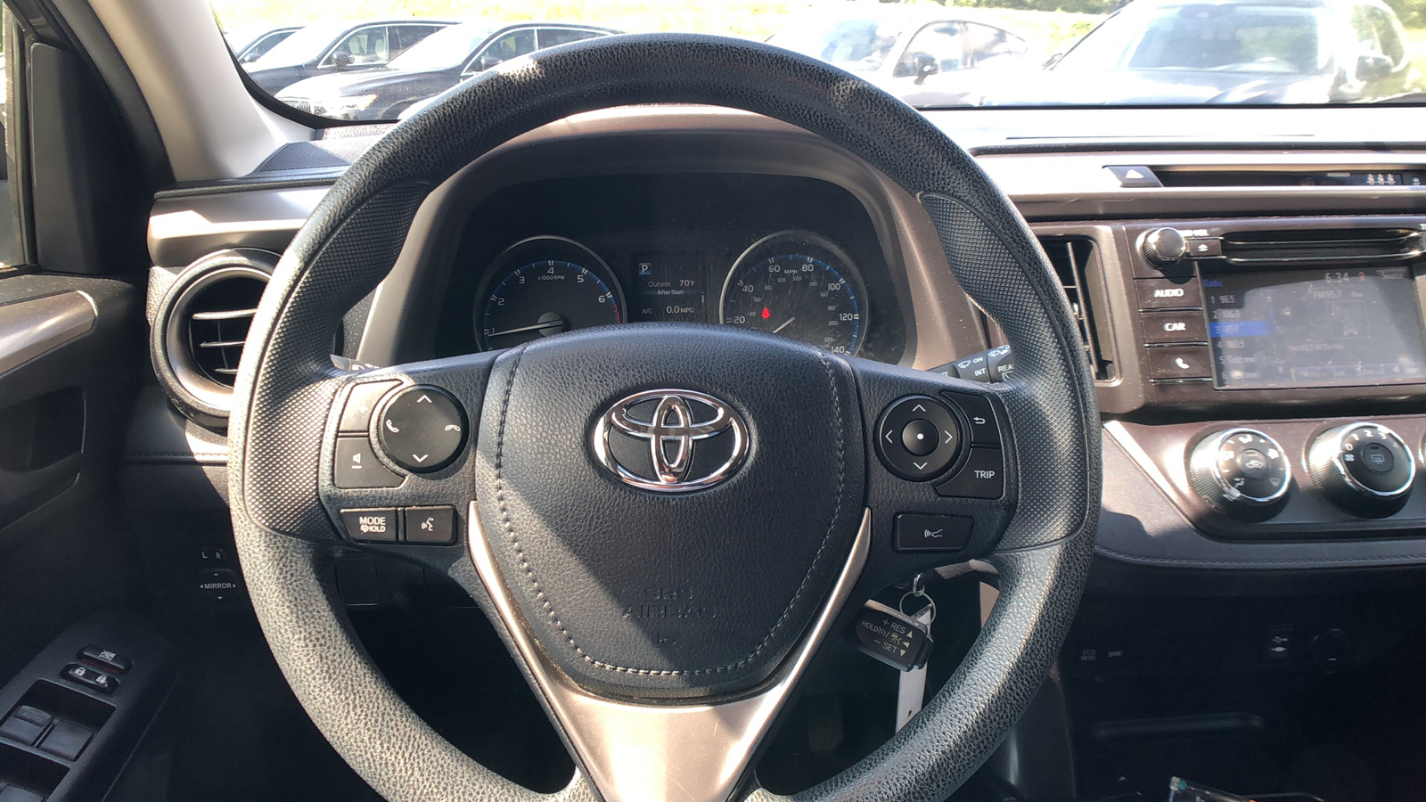 2017 Toyota RAV4 LE 19