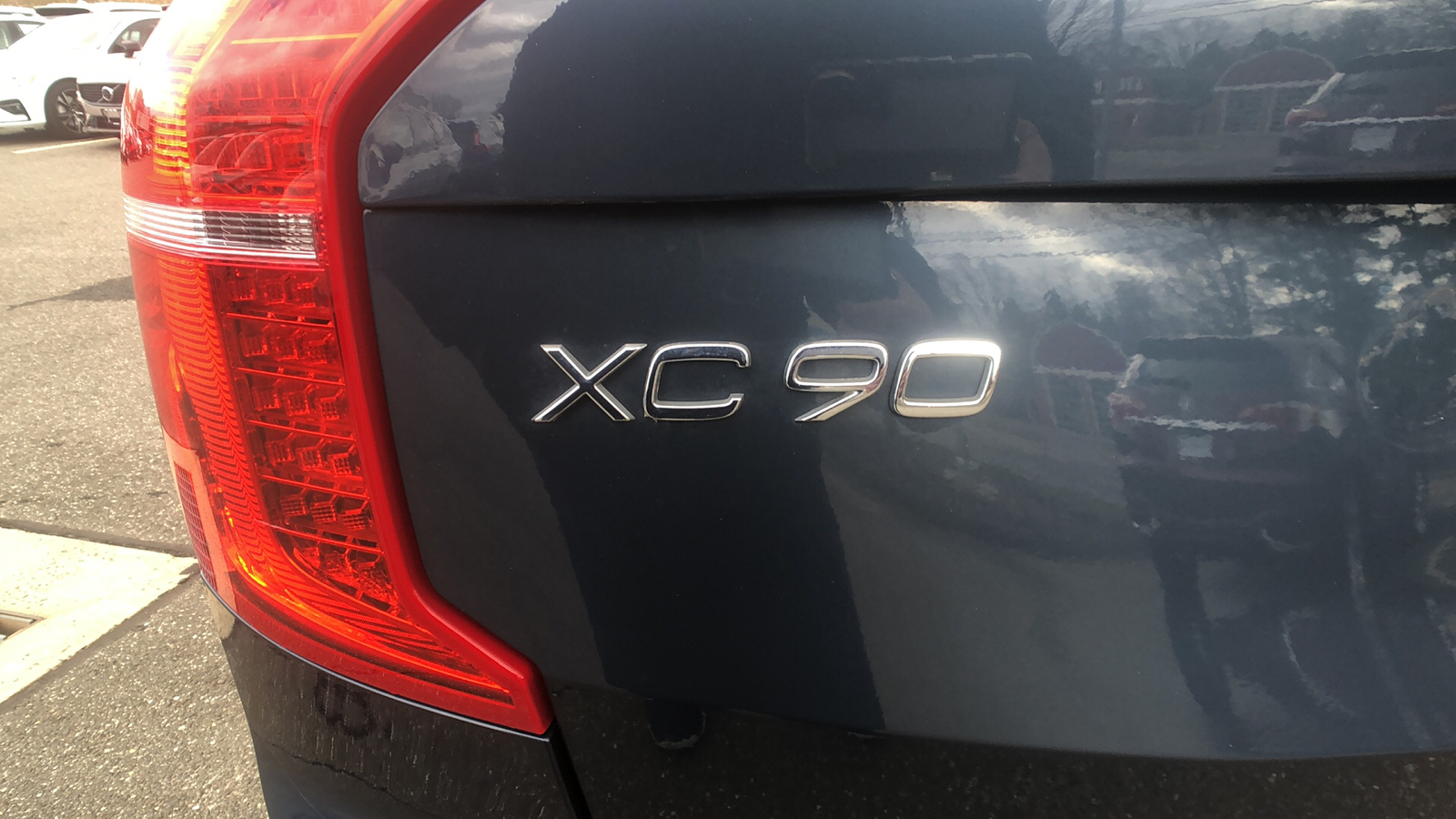 2021 Volvo XC90 Momentum 27