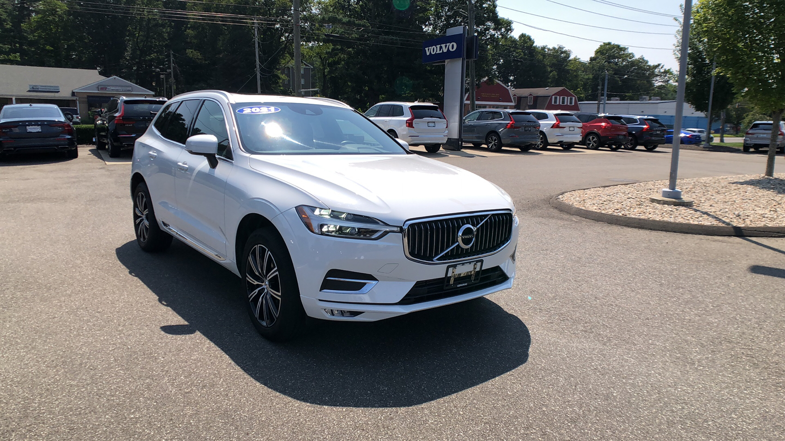 2021 Volvo XC60 Inscription 1