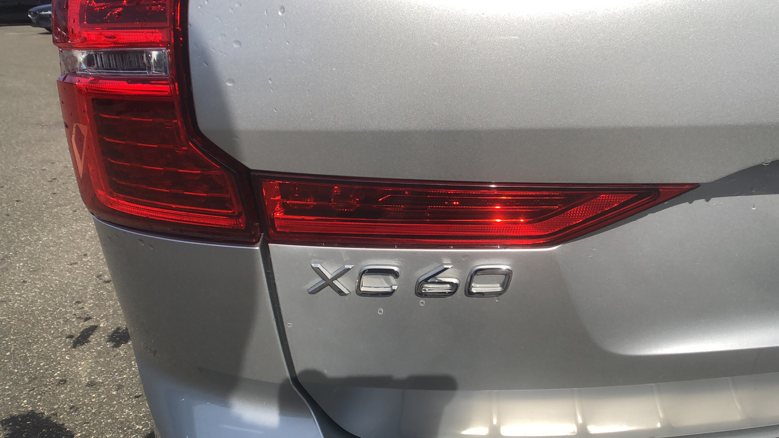 2021 Volvo XC60 Momentum 28