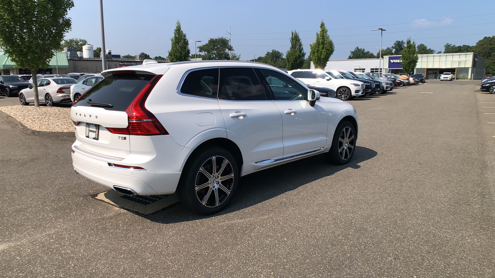 2021 Volvo XC60 Inscription 10