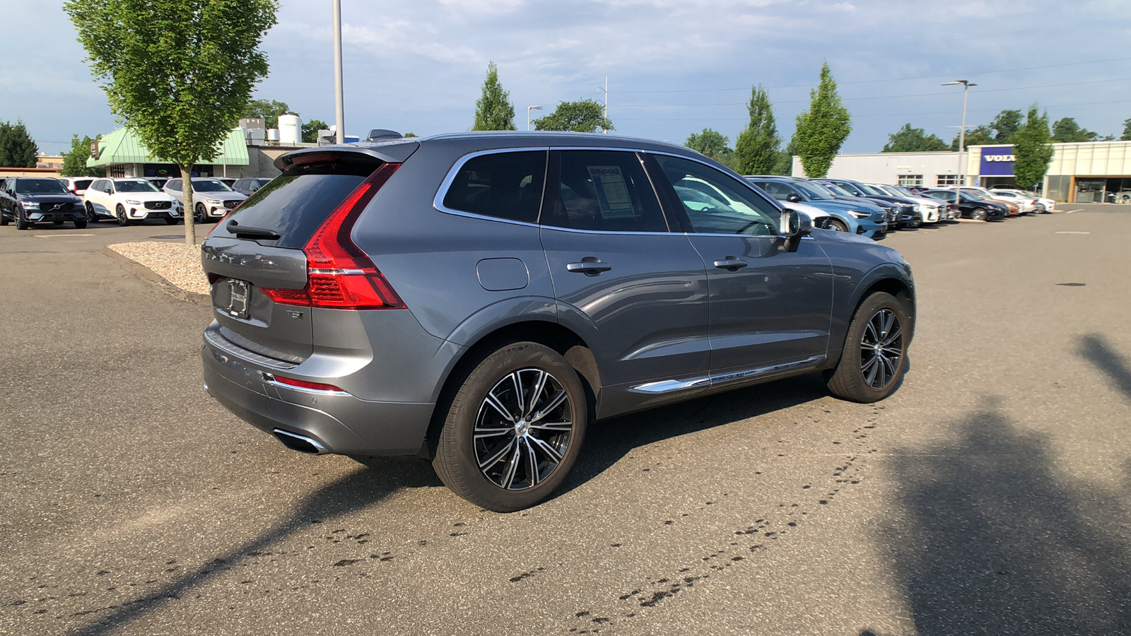 2021 Volvo XC60 Inscription 10