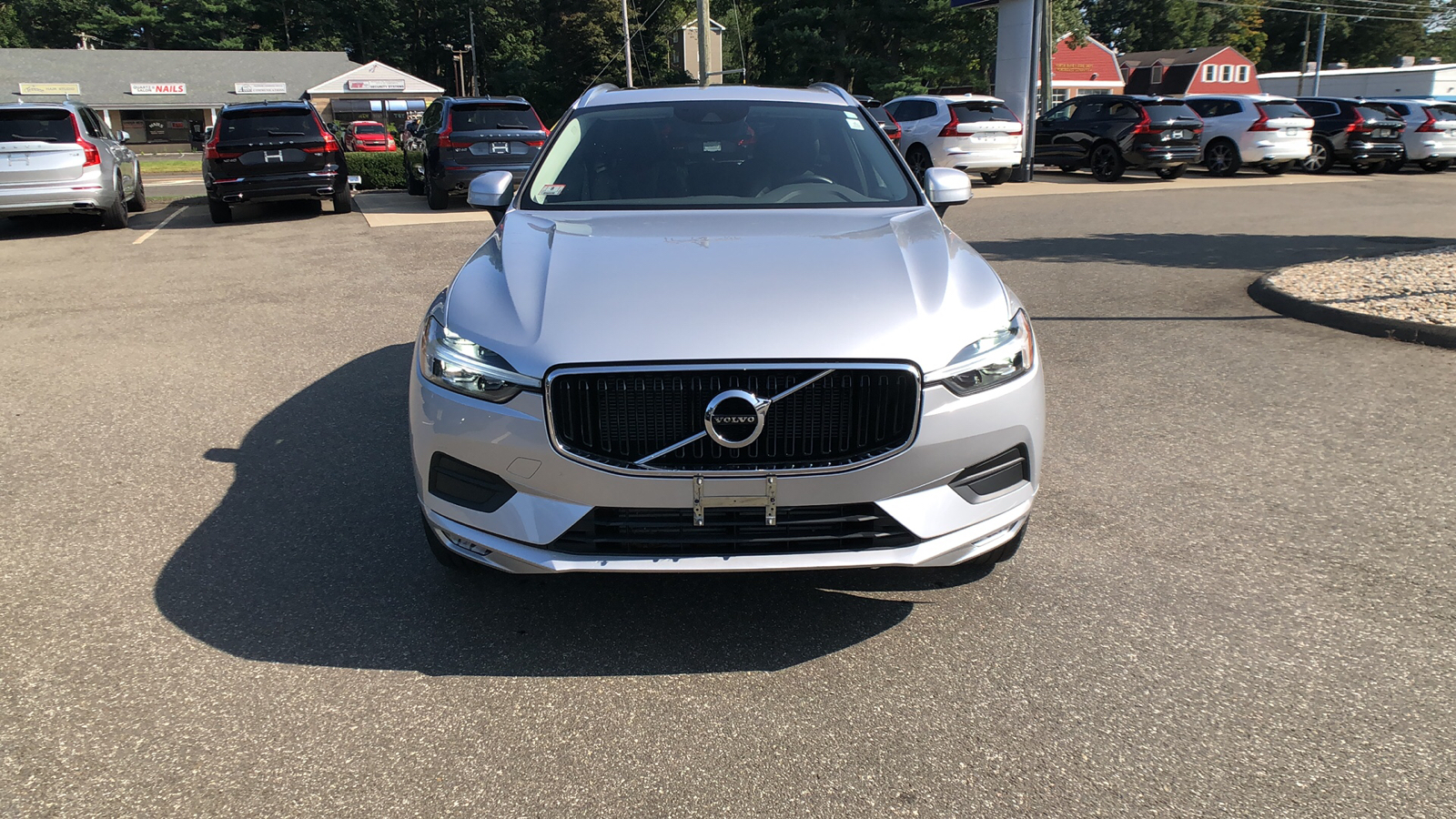 2021 Volvo XC60 Momentum 2